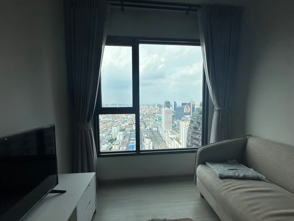 ให้เช่าคอนโดพระราม 9 เพชรบุรีตัดใหม่ RCA : life asoke rama9 ห้องสวยชั้นสูง