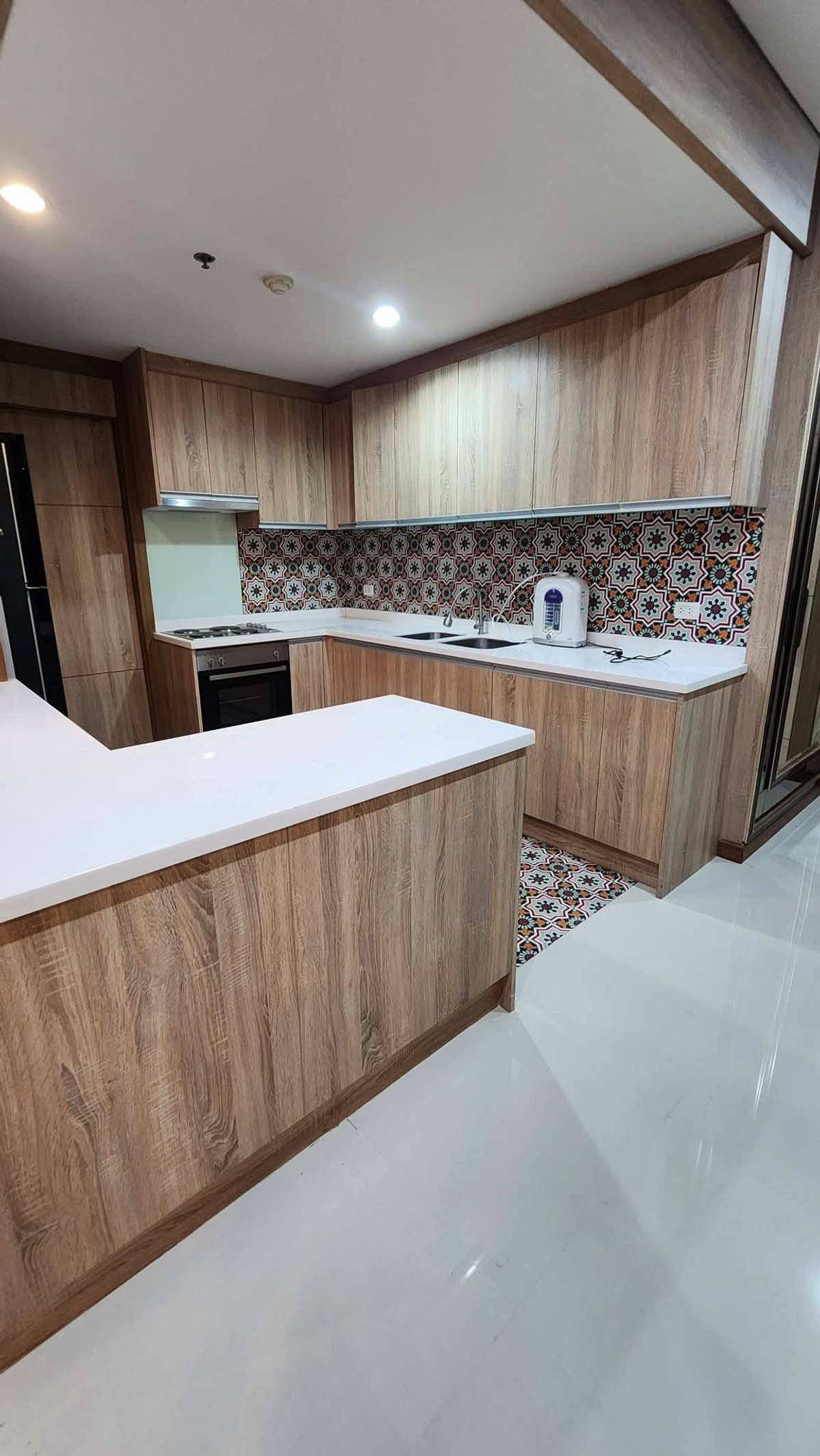 ให้เช่าคอนโดพระราม 9 เพชรบุรีตัดใหม่ RCA : ให้เช่า Villa Asoke Condo ราคา 80,000 บาท [MPr260322]