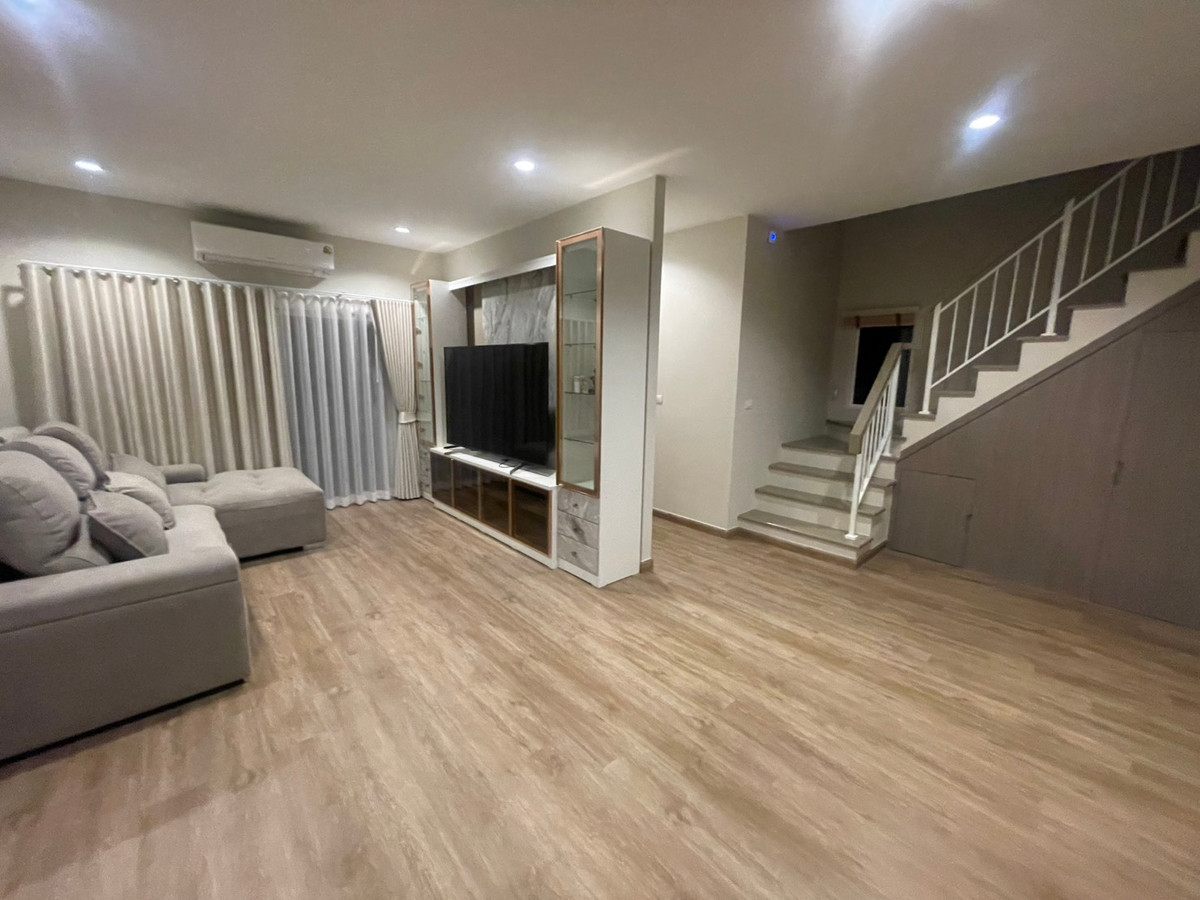 ขายบ้านอยุธยา : ขออนุญาต แอดมินครับ ขายบ้านหมู่บ้าน อณาสิริ อยุธยา 2 เกาะเรียน  บ้านเดี่ยว 4 ห้องนอน 4 ห้องน้ำ 