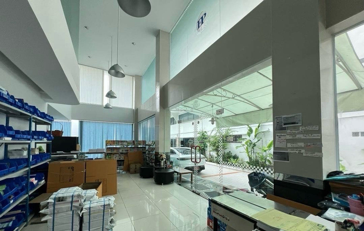 ให้เช่าอาคารพาณิชย์วงเวียนใหญ่ เจริญนคร : ตึกเดี่ยวให้เช่า  คลองสาน-ไอคอนสยาม  1,200ตารางเมตร 