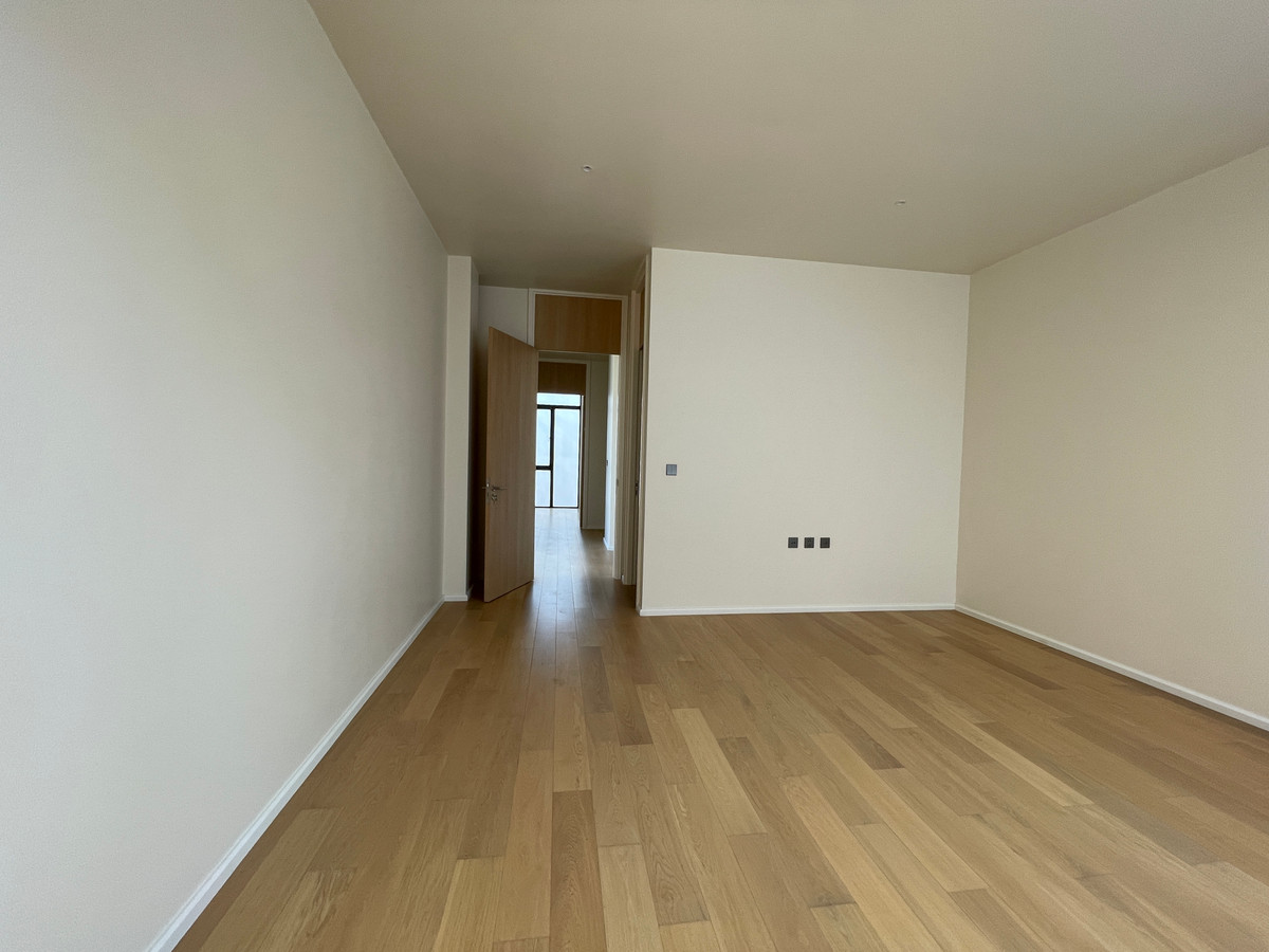 ขายบ้านเลียบทางด่วนรามอินทรา : 🔥 EXCLUSIVE PROMOTION 🔥โอกาสสุดท้ายในการครอบครองในราคาพิเศษที่สุด [ขาย] 💎 Ultra Luxury Show Unit | ELIVA Ekkamai - Eastville 💎 บ้านเดี่ยวหรู 3 ชั้น ดีไซน์ Mid-Century Modern — ความเป็นส่วนตัวสูงสุดเพียง 4 ยูนิตในโครงการ!