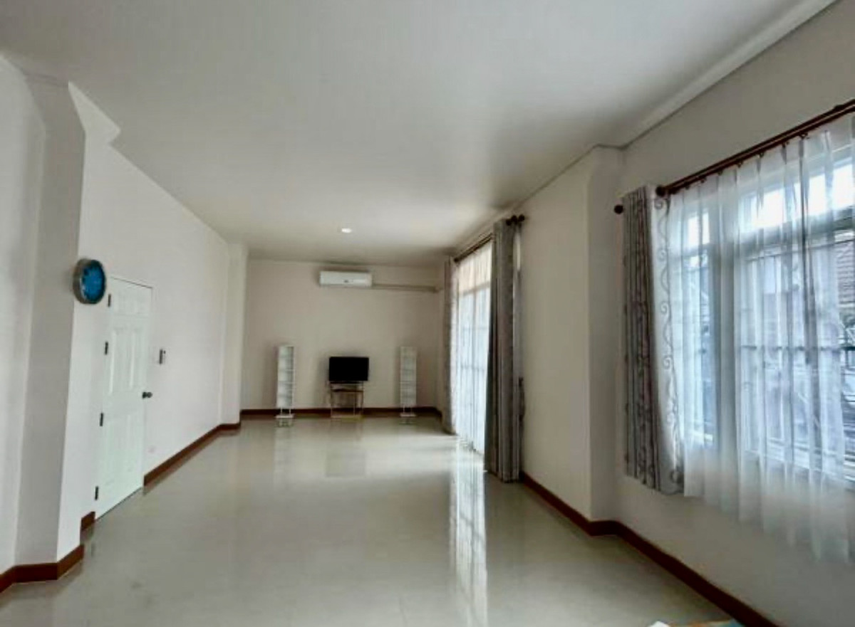 For RentOnnut, Udomsuk : Fahluang Ville Village, Soi Sukhumvit 101 / 5 bedrooms (for rent), Fahluang Ville Sukhumvit 101 / 5 Bedrooms (FOR RENT) GNG042