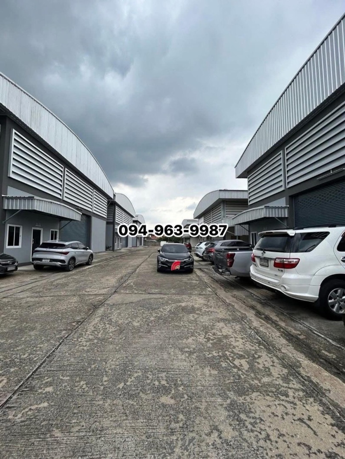 ให้เช่าโรงงานนวมินทร์ รามอินทรา : โรงงานให้เช่าสายไหม ใกล้ทางด่วนจตุโชติ สร้างใหม่ ขนาดโกดัง 400ตรม. พื้นที่ต่อเติมเก็บของได้อีก 360ตรม. ไฟ3เฟส มีใบอนุญาต รง.2 ขอ อย.ได้ 