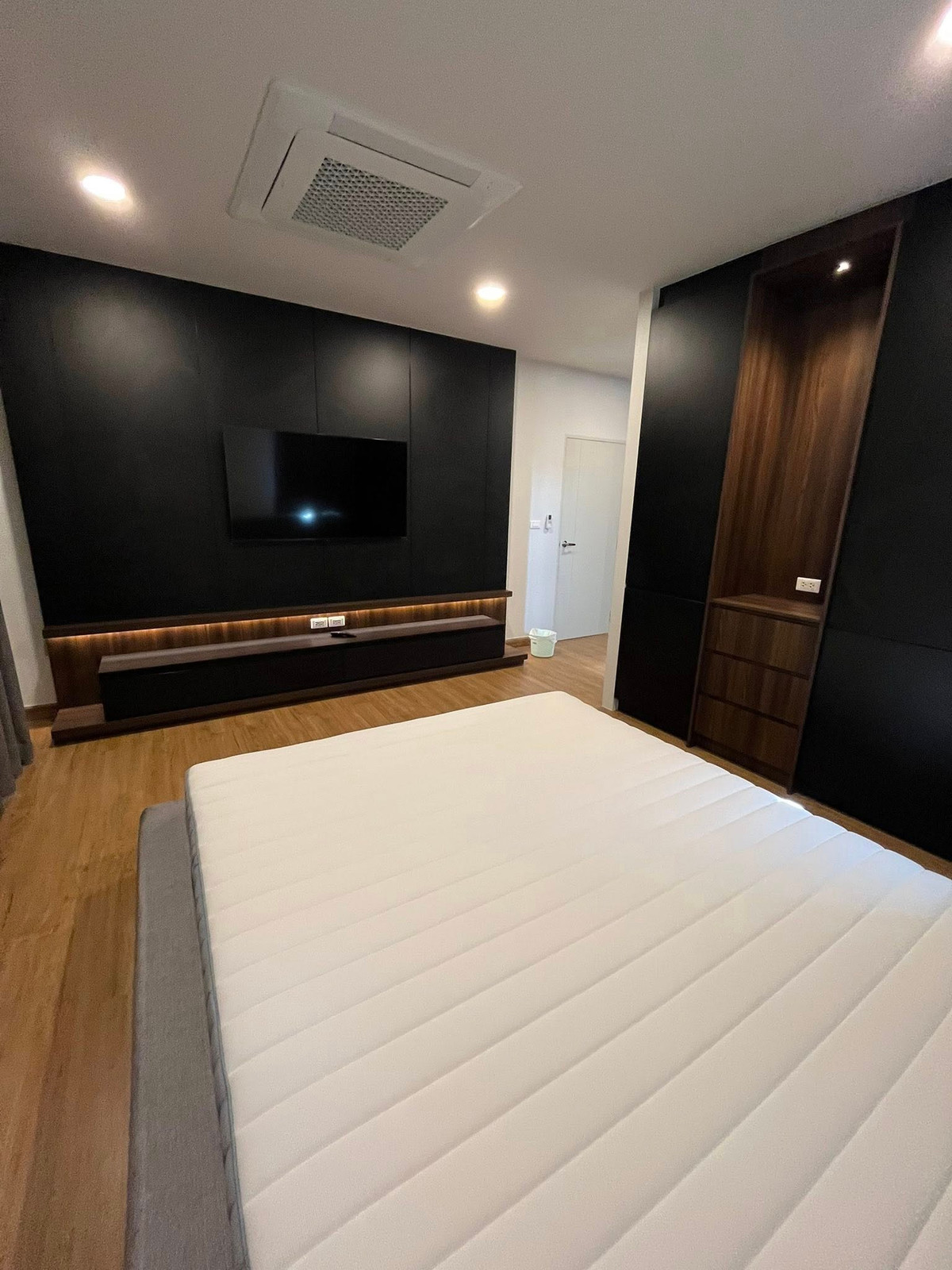 For RentHouseBangna, Bearing, Lasalle : Centro Bangna Phase 2 / 4 Bedroom (FOR RENT), Centro Bangna Phase 2 / 4 Bedroom (FOR RENT) YOK134