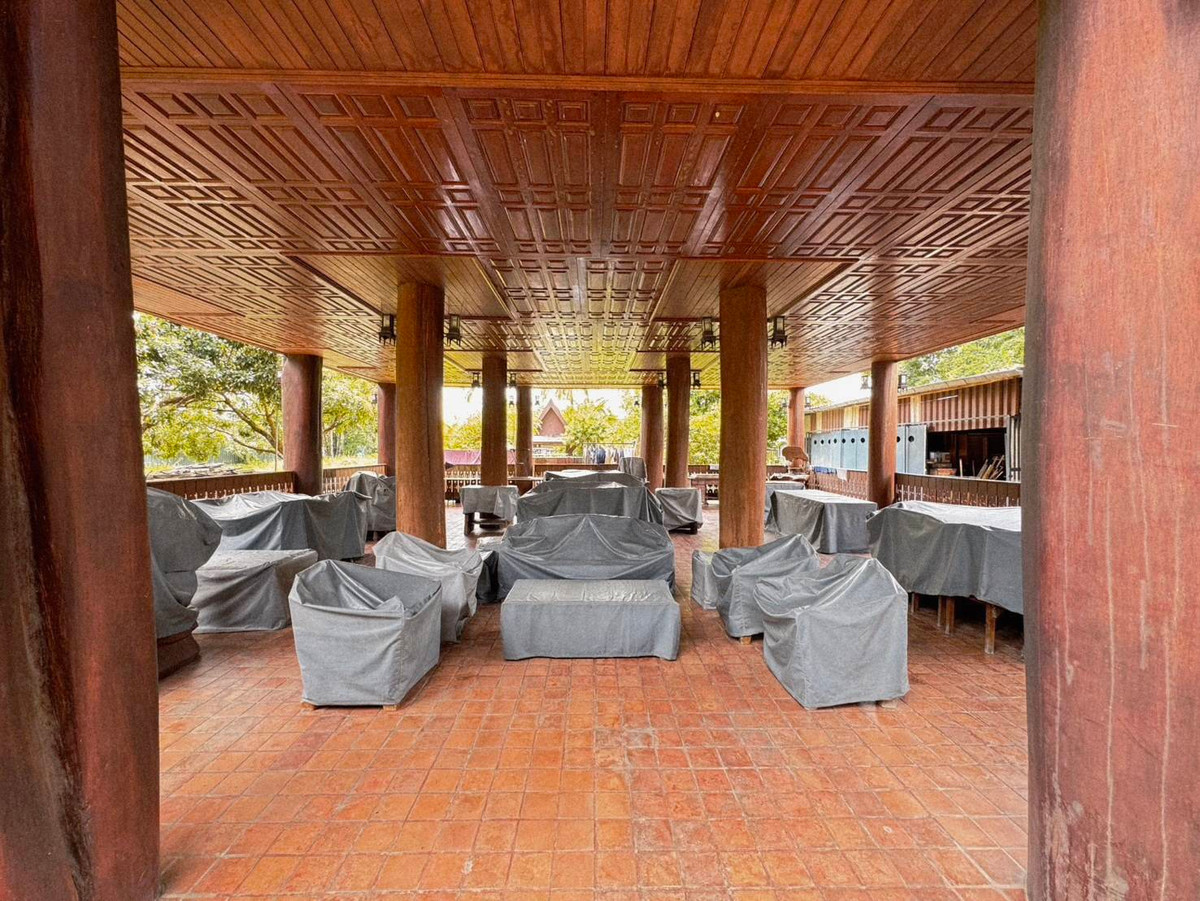 ขายที่ดินเชียงใหม่ : 95873 - ขายที่ดินพร้อมบ้านไม้สักทอง ใจกลางทำเลทองเชียงใหม่