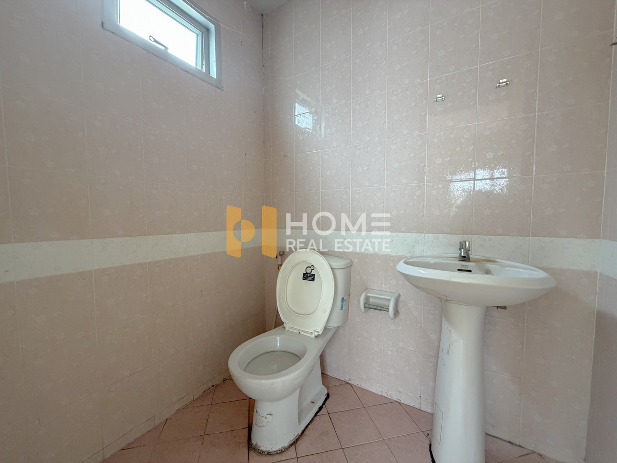 ขายทาวน์โฮมเกษตร นวมินทร์ ลาดปลาเค้า : ทาวน์เฮ้าส์ นวมินทร์ 70 / 2 ห้องนอน (ขาย), Townhouse Nawamin 70 / 2 Bedrooms (FOR SALE) MNT044