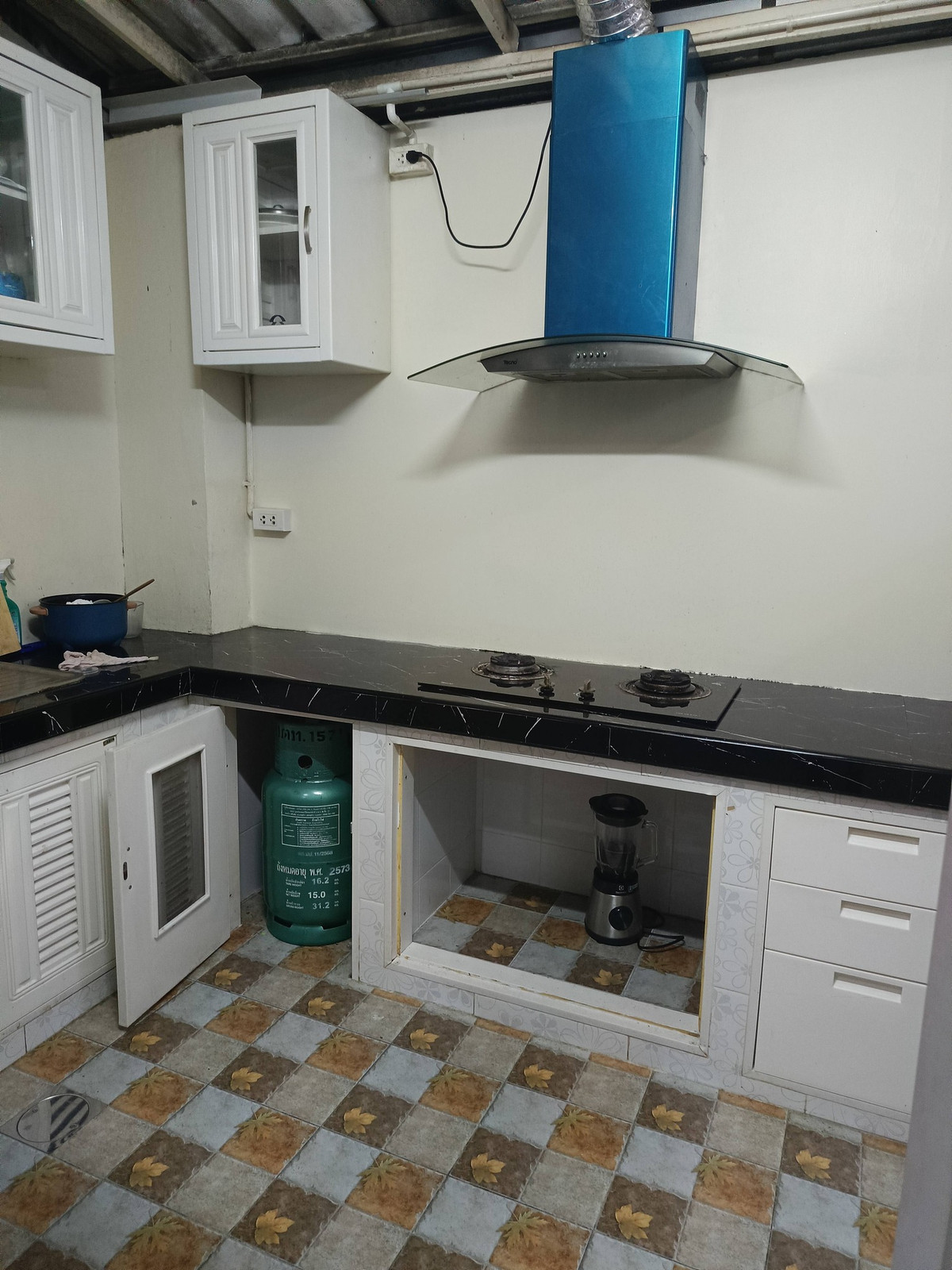 ให้เช่าทาวน์โฮมเกษตร นวมินทร์ ลาดปลาเค้า : #E327 🎉020469 ให้เช่าทาวน์โฮม Golden Town 2 Ladprao - Kaset Nawamin