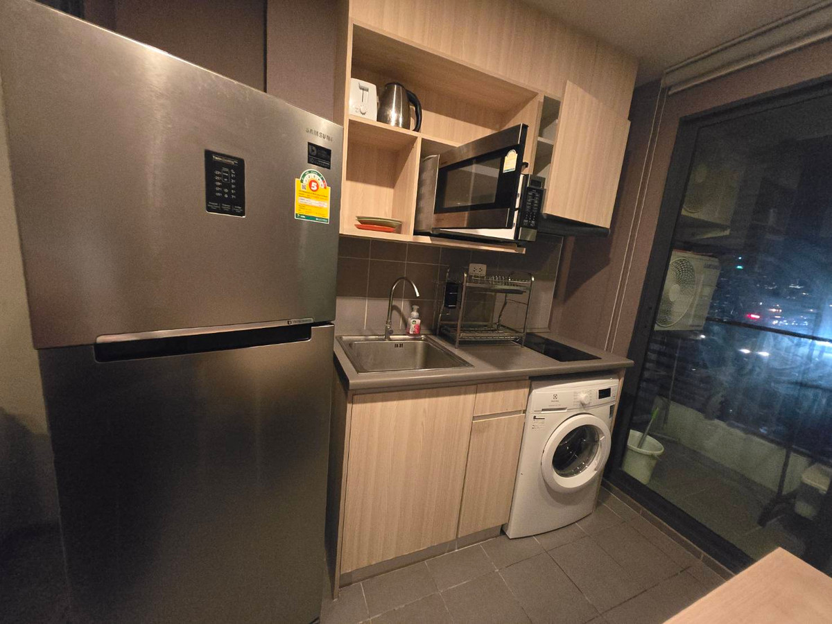 For RentCondoBangna, Bearing, Lasalle : Condo for rent: Condo Ideo O2 (IDEO O2) (( Bangna Station )) MK-02 line @livingbkk