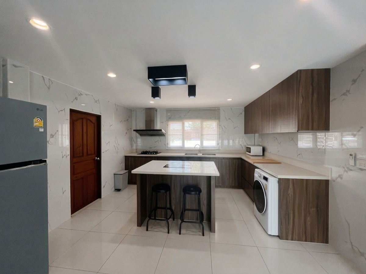 ขายบ้านปทุมธานี รังสิต ธรรมศาสตร์ : หมู่บ้านเมืองเอก / 3 ห้องนอน (ขาย), Muang Ake Village / 3 Bedrooms (FOR SALE) BNS059