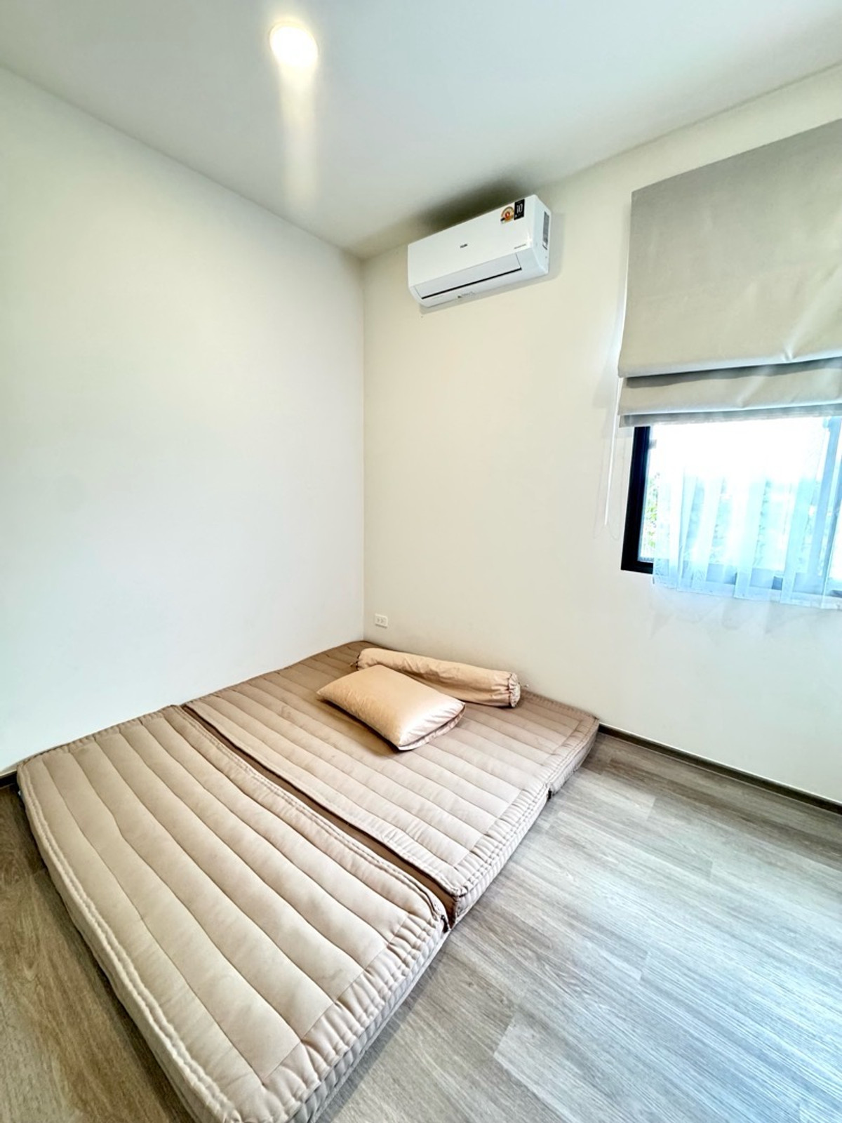 ทาวน์โฮมบางนา แบริ่ง ลาซาล : 🏡 เช่า / ขาย ทาวน์โฮม Altitude Kraf บางนา กม.5 ✨ Pet Friendly — เลี้ยงสัตว์ได้
3ล้านบาท • 2 ห้องนอน | 2 ห้องน้ำ
