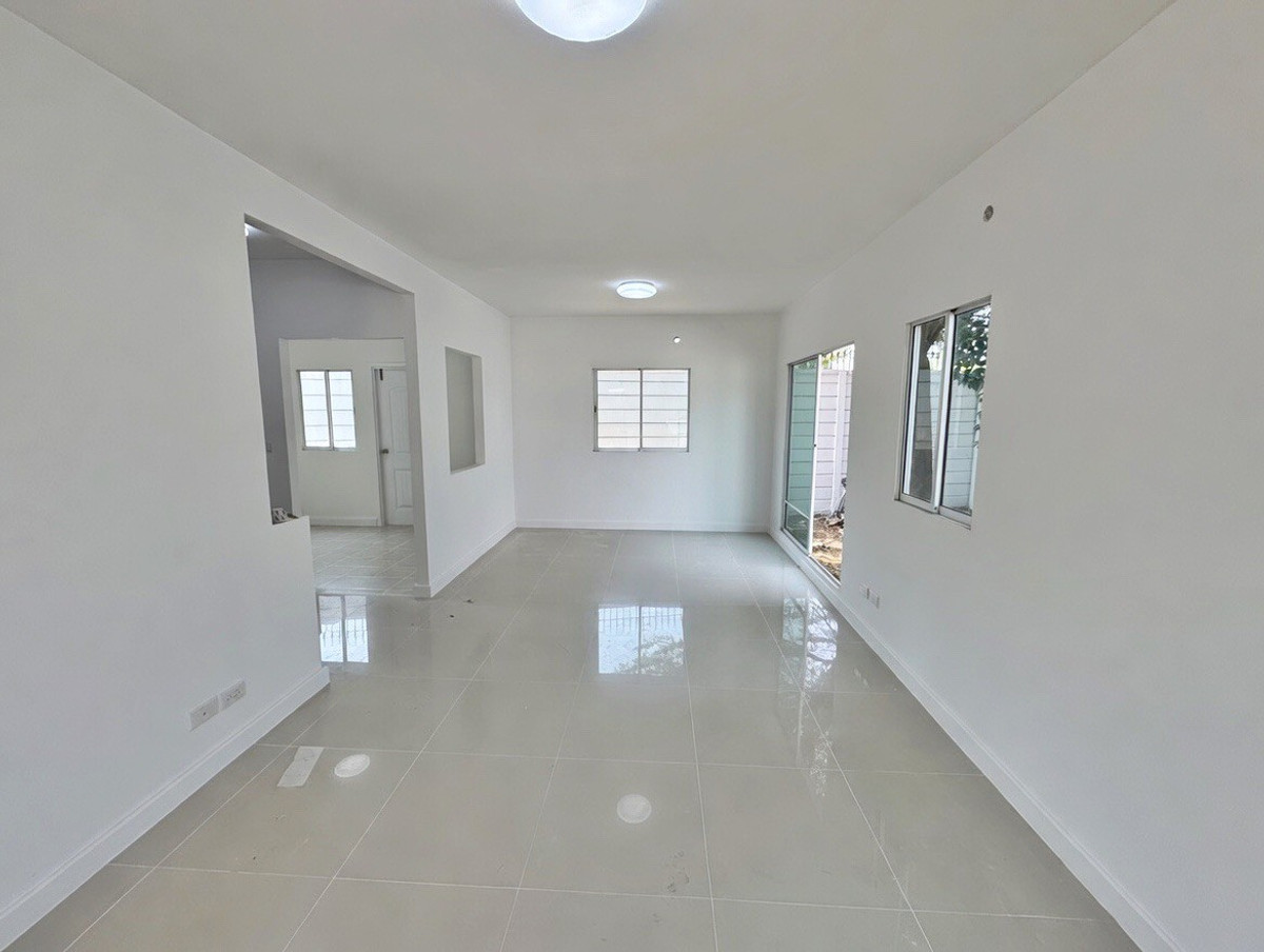 For SaleHouseRama5, Ratchapruek, Bangkruai : Single house for sale, newly renovated, The Plant Ratchaphruek, corner house 66 sq m (The Plant Ratchaphruek), cheapest in the project. Near Rama 5 roundabout and Central Westville.