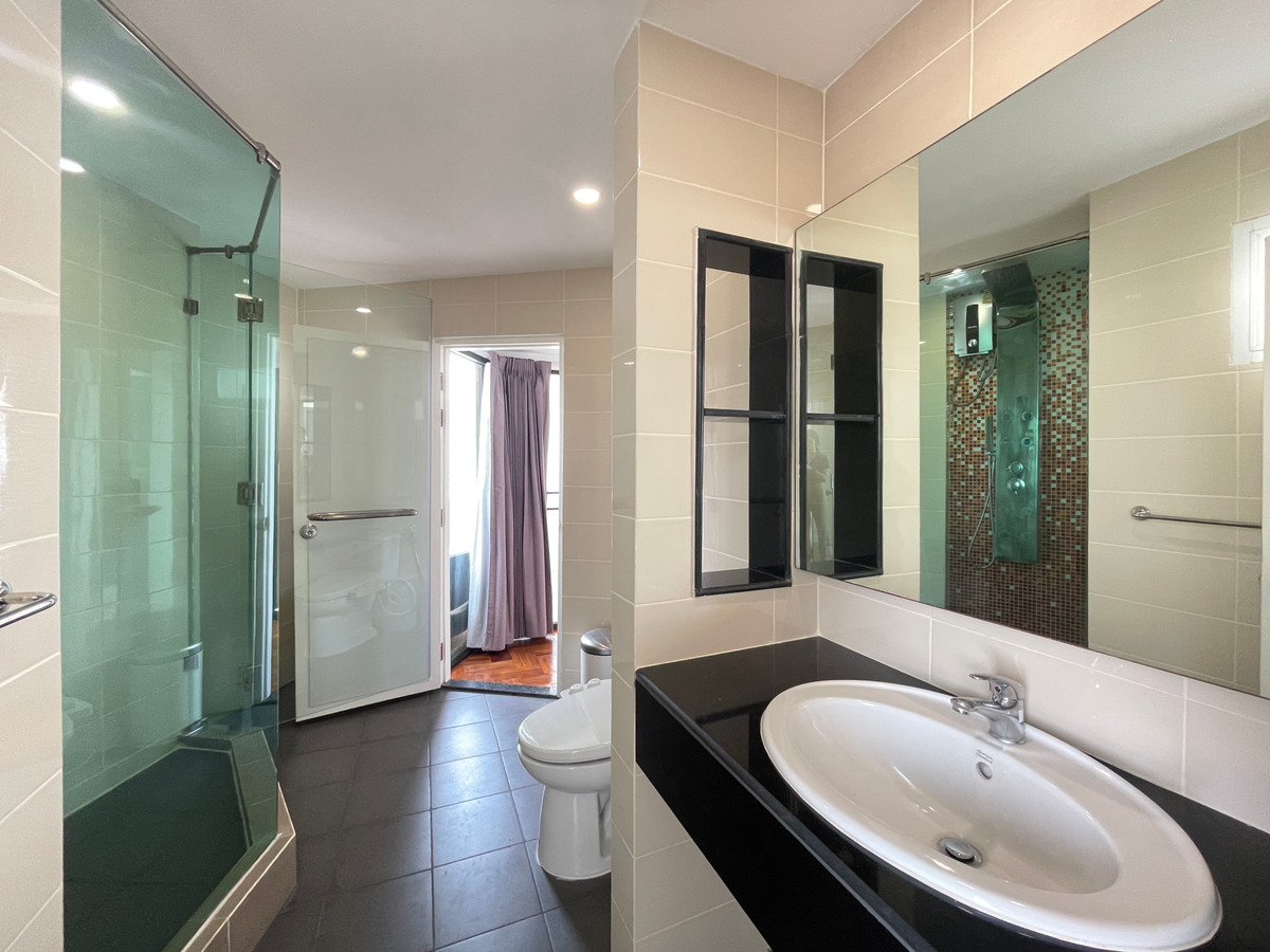 For RentCondoSukhumvit, Asoke, Thonglor : 🔥 Condo for Rent – Fifty Fifth Tower Thonglor | 3 Bedrooms 223 SQ.M. | Near BTS Thonglor