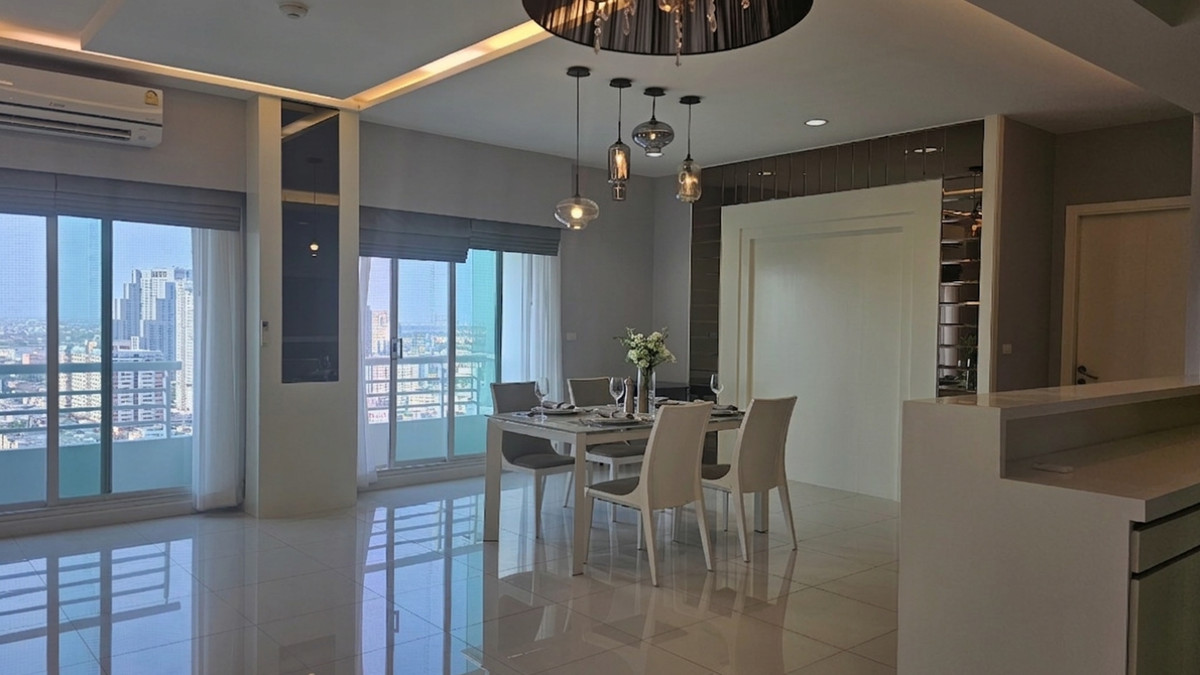 For RentCondoPattanakan, Srinakarin : For Rent: The Four Wings Residence | 2BR 138 sq.m.