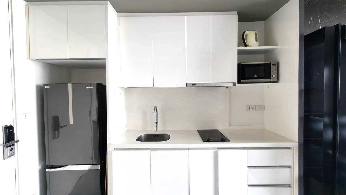 For RentCondoSathorn, Narathiwat : Nara9, 39 sq m, 31st floor, 1 bedroom, 1 bathroom, BTS Chong Nonsi.