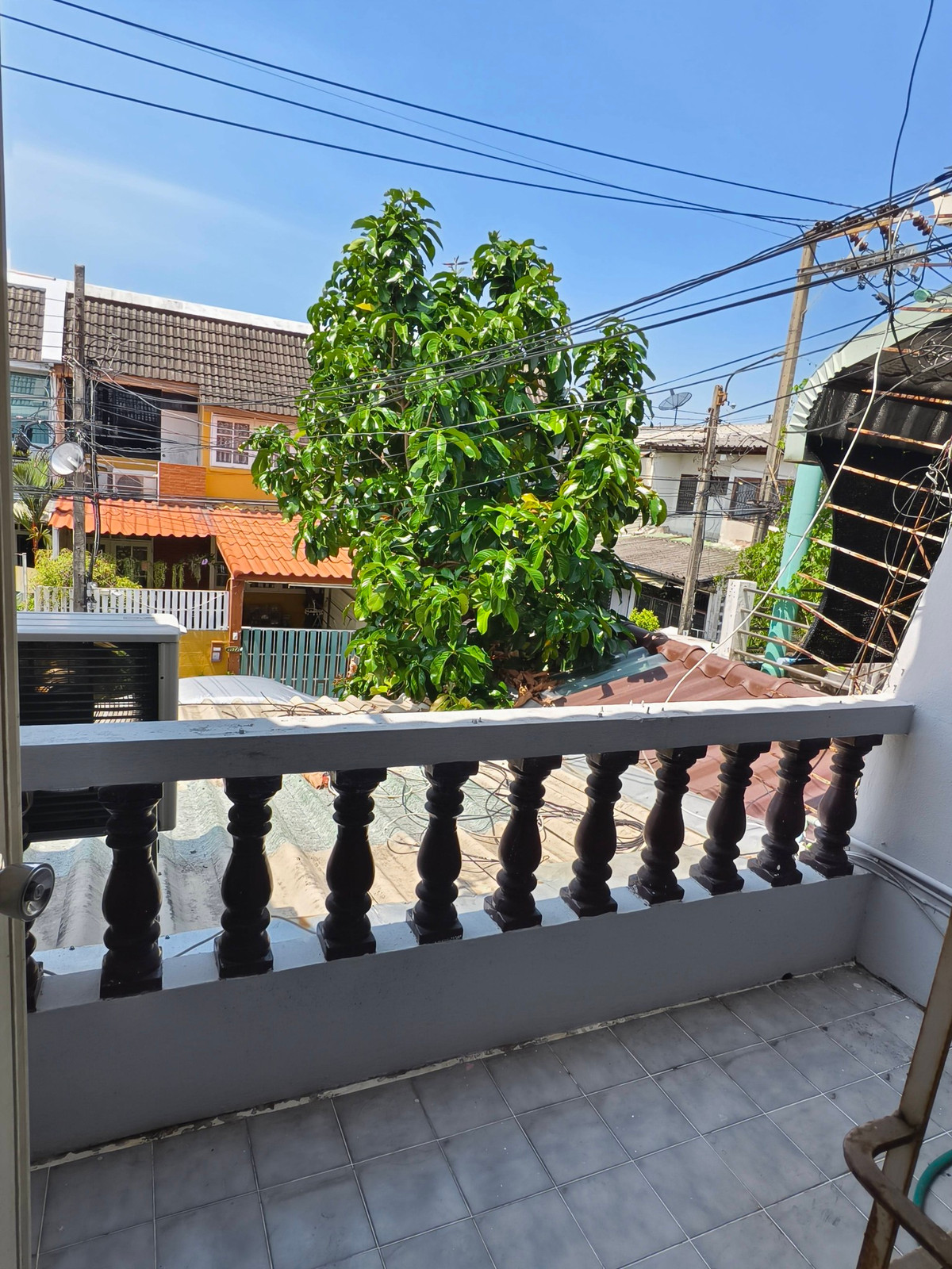 ให้เช่าทาวน์โฮมลาดพร้าว101 แฮปปี้แลนด์ : ⚡ ให้เช่า ทาวน์โฮม 2 ชั้น หมู่บ้านประชากรไทย ซอย ลาดพร้าว 93  ขนาด 23 ตร.ว. ⚡