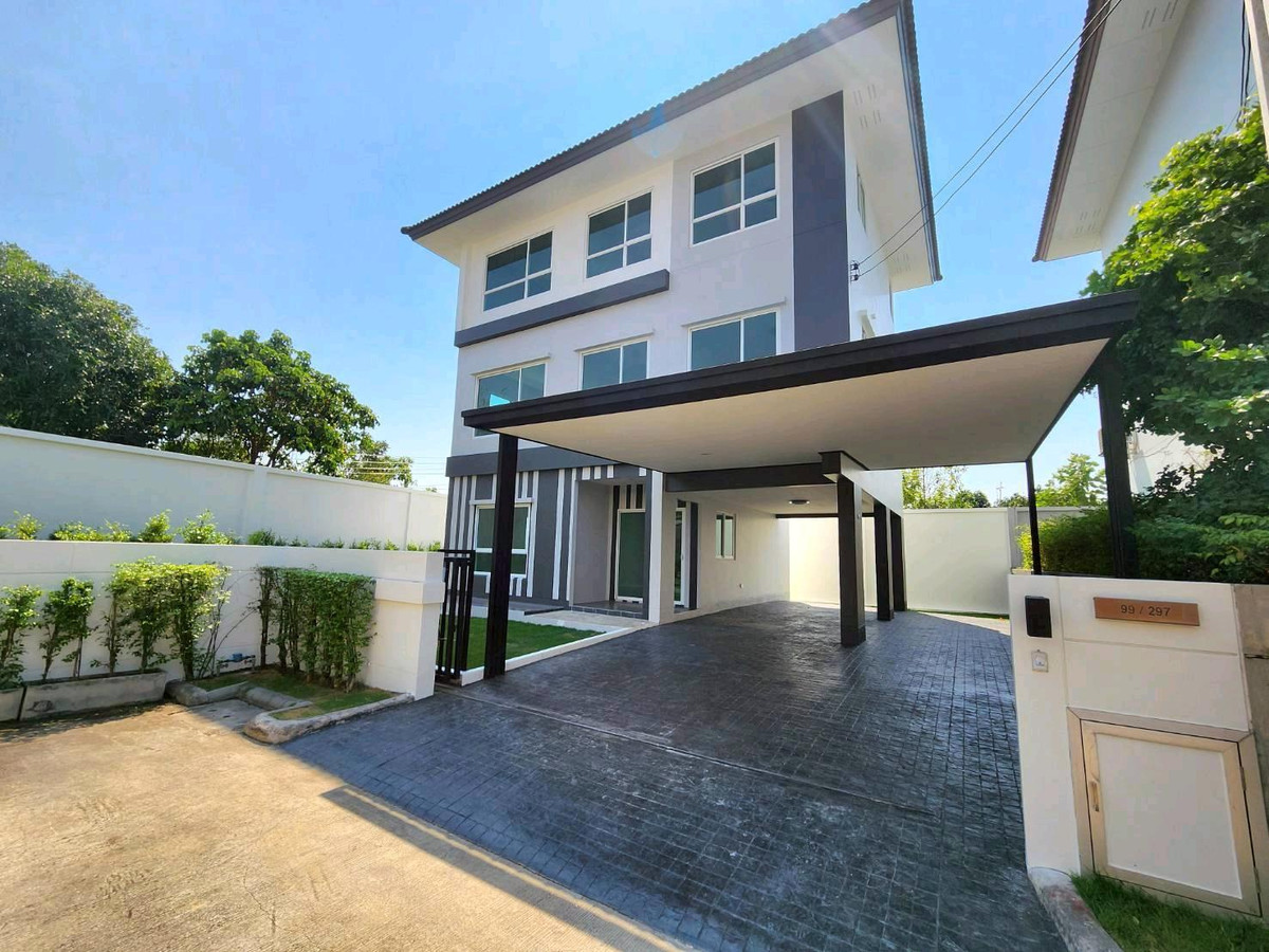 For SaleHouseRama5, Ratchapruek, Bangkruai : 🔥For sale Casa Premium Village Ratchaphruek-Rama 5, 3-story detached house, newly renovated, near the Bang Phlu BTS station.