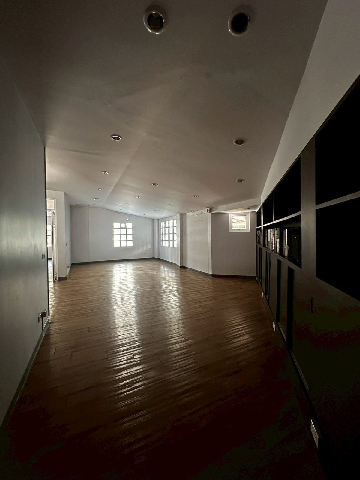 ให้เช่าบ้านโชคชัย4 ลาดพร้าว71 : ᚱ ให้เช่า โฮมออฟฟิศ ✅ห้องทำงาน 4–5 ห้อง 151 ตร.ว. 🔥ที่จอดรถ 8–10 คัน🔥บ้านเดี่ยว 2 ชั้น เดินเพียง 2 นาทีถึง MRT ลาดพร้าว