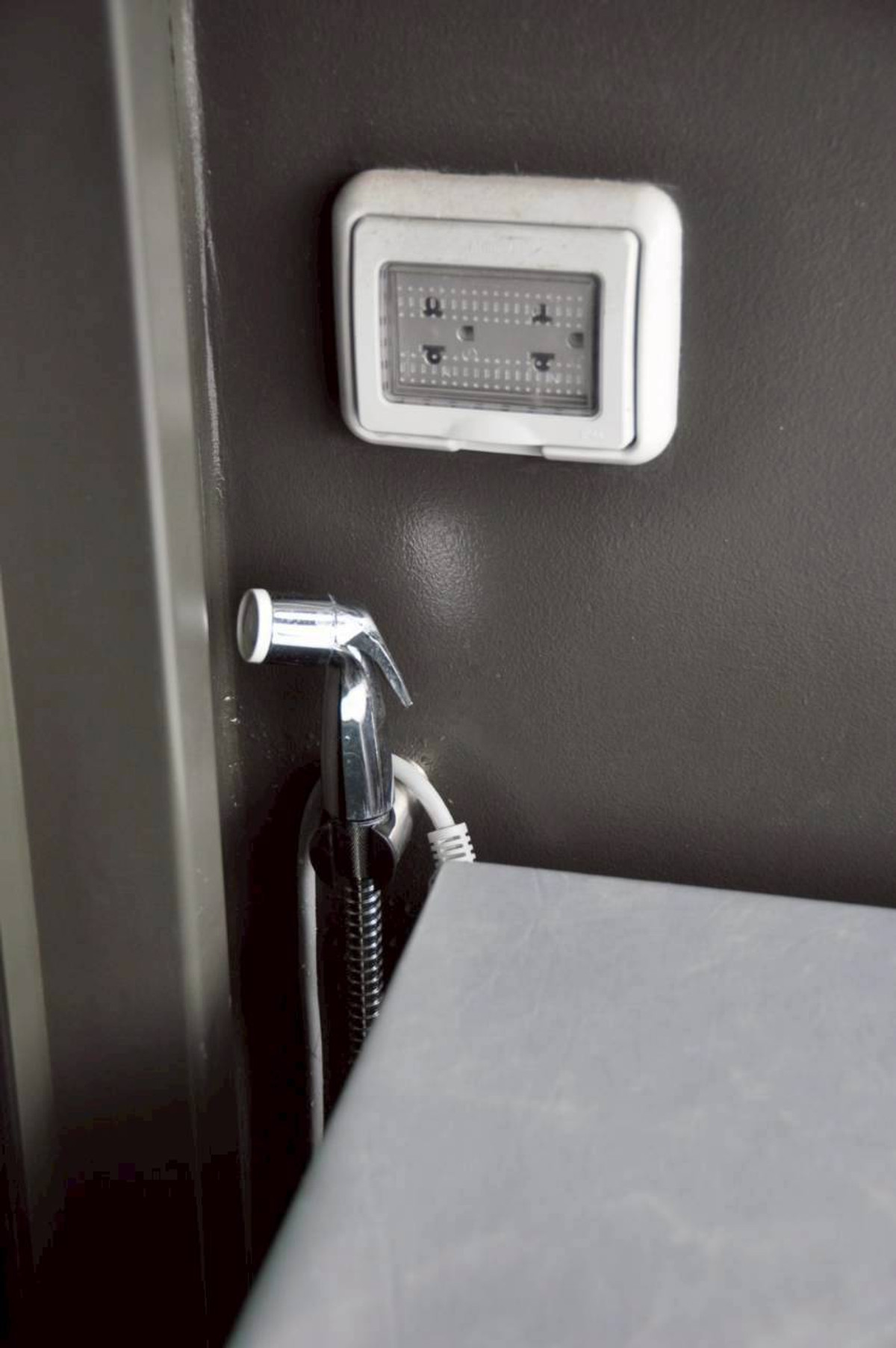 For SaleCondoOnnut, Udomsuk : sell ! 1 bedroom condo, AP Life, Sukhumvit 62, size 30 sq m, 14th floor (east, morning sun, not hot in the evening)