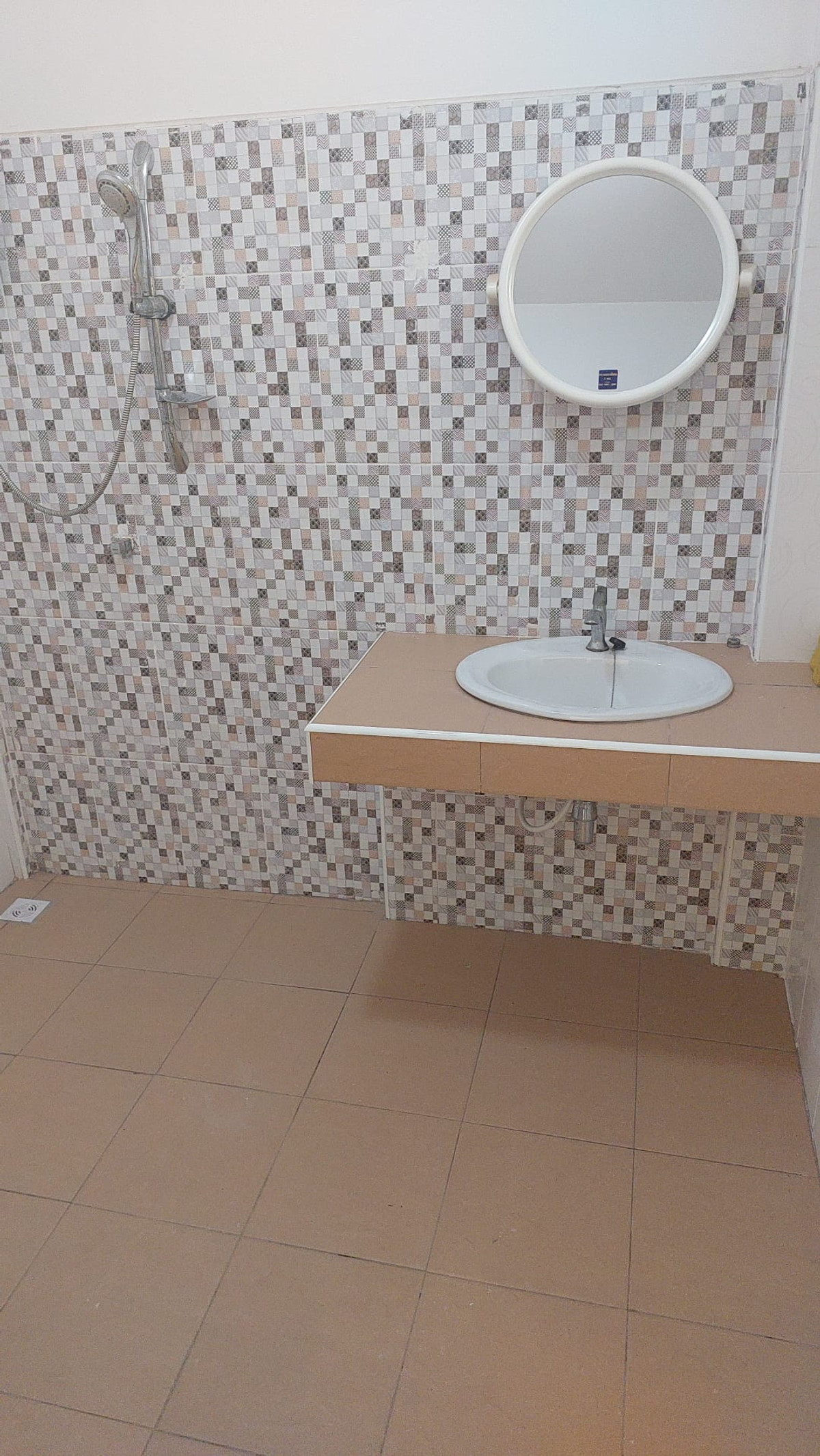 For RentHouseSamut Prakan,Samrong : Rent Big House Near BTS Royal Thai Naval Academy 