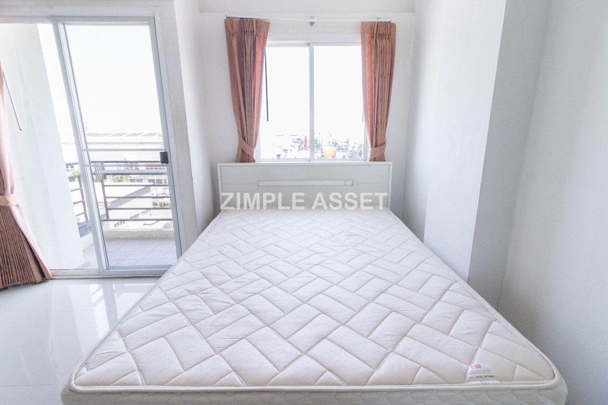 For RentSamut Prakan,Samrong : Line ID: @zimple_asset  Apartment near Lotus’s Bang Phli, air-conditioned room with furniture, balcony, affordable price, safe, and parking available.