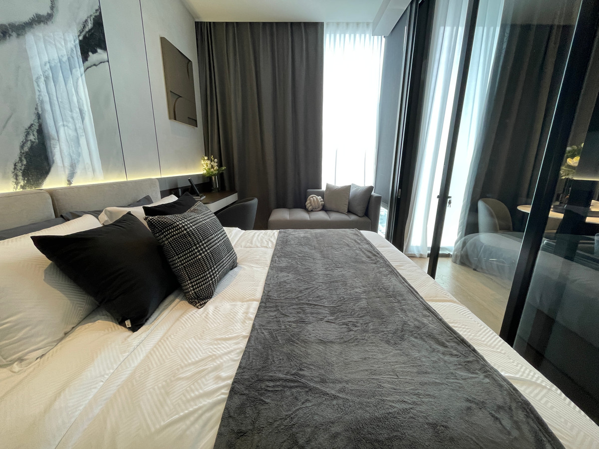 ขายคอนโดสีลม ศาลาแดง บางรัก : 💎 [Ultimate Legacy] ASHTON SILOM – 1BR XL (49.58 ตร.ม.) ชั้น 32 ห้องมุมแห่งวิสัยทัศน์เหนือระดับ บนถนนสายประวัติศาสตร์ 💎 