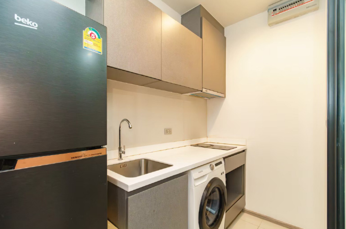 ให้เช่าคอนโดพระราม 9 เพชรบุรีตัดใหม่ RCA : ให้เช่า Life Asoke Hype ราคา 37,000 บาท [MPr260403]