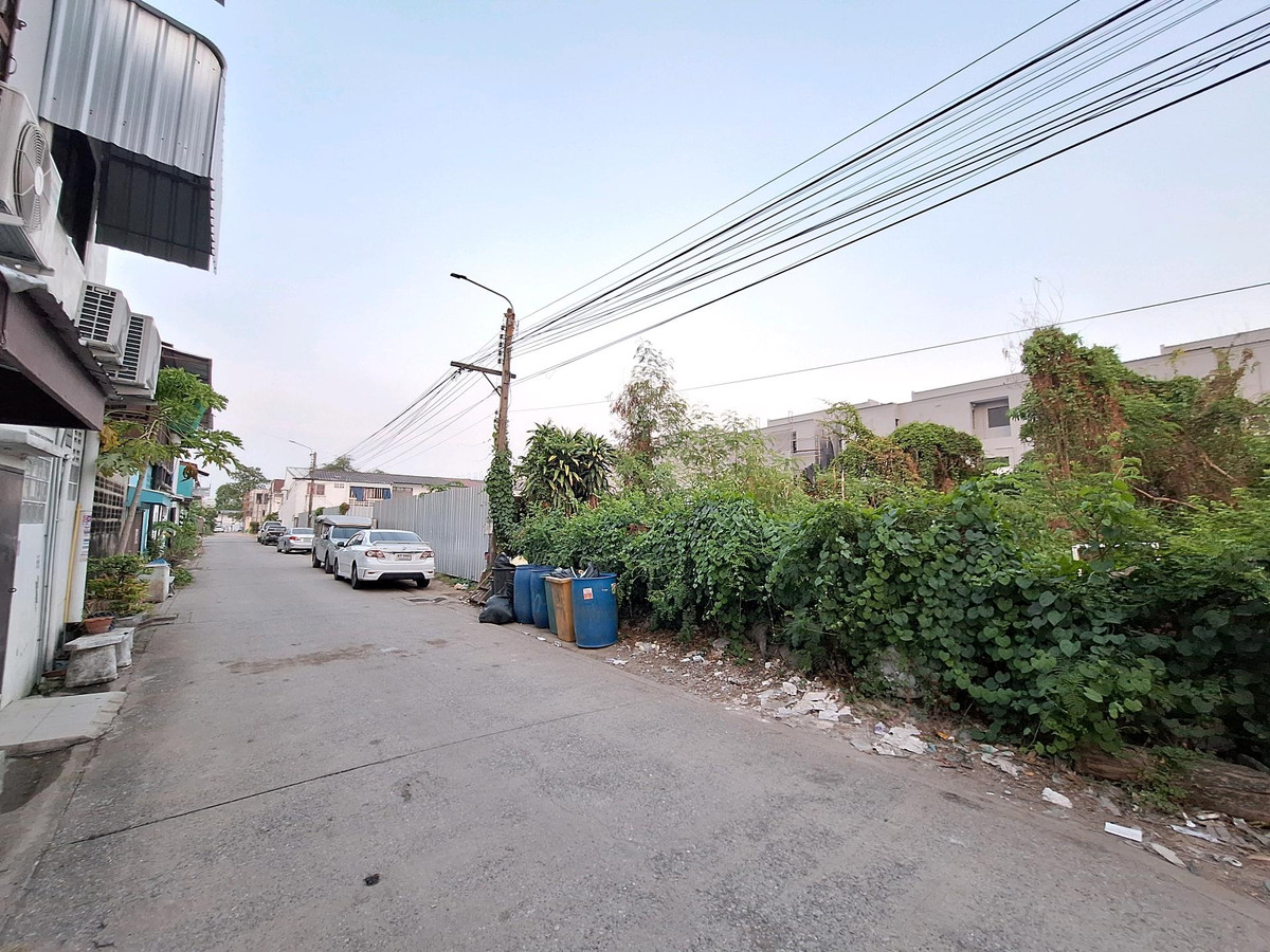 ขายที่ดินเกษตร นวมินทร์ ลาดปลาเค้า : ขายที่ดินซอยนวลจันทร์ 164 ตร.ว. ใกล้ถนนเกษตรนวมินทร์  ห่างปากซอยนวลจันทร์ ซอย6 เพียง 50 ม.