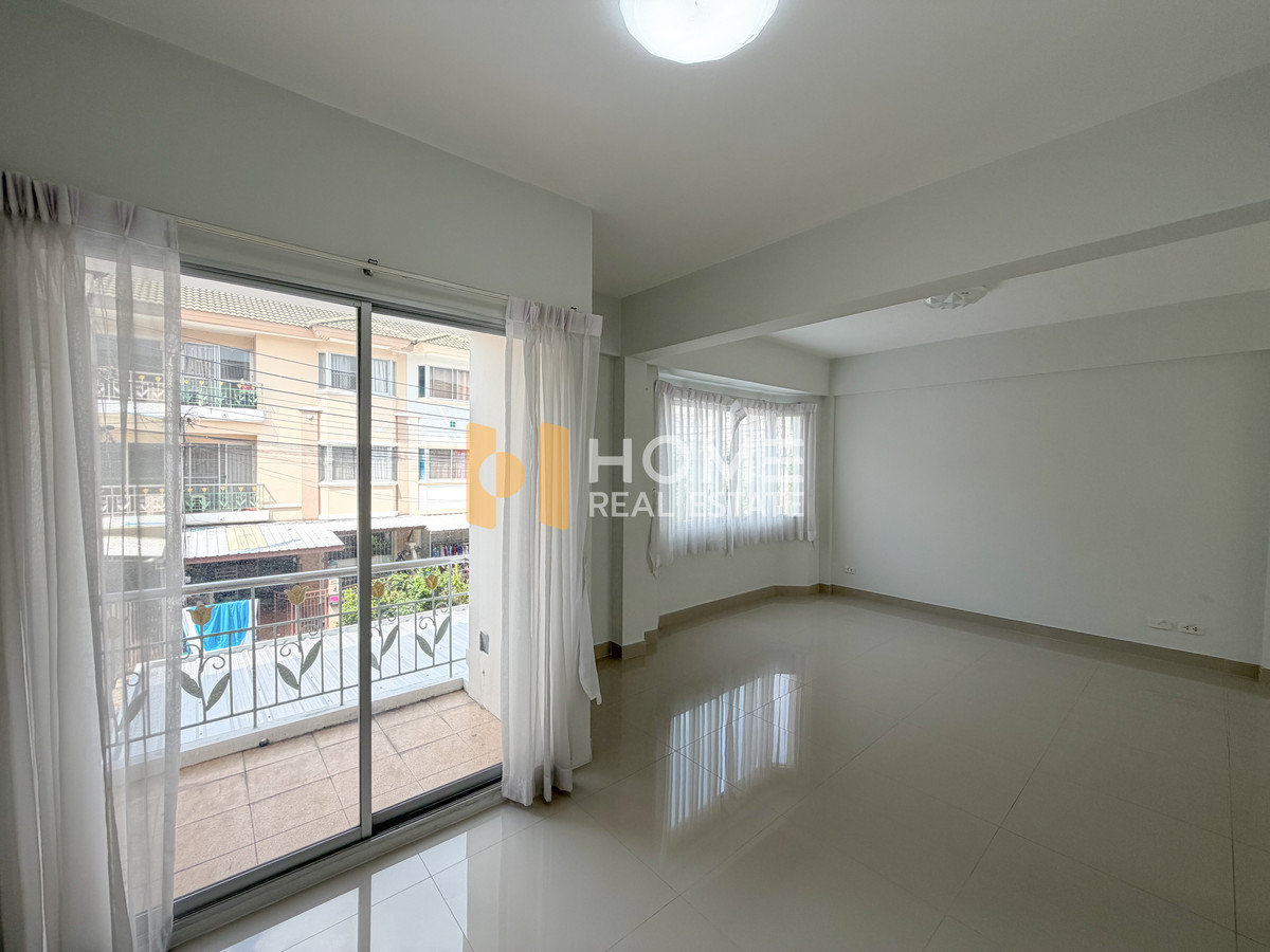 For SaleTownhomeKasetsart, Ratchayothin : Supalai Ville Ekamai - Ramindra / 3 Bedrooms (FOR SALE) MNT029