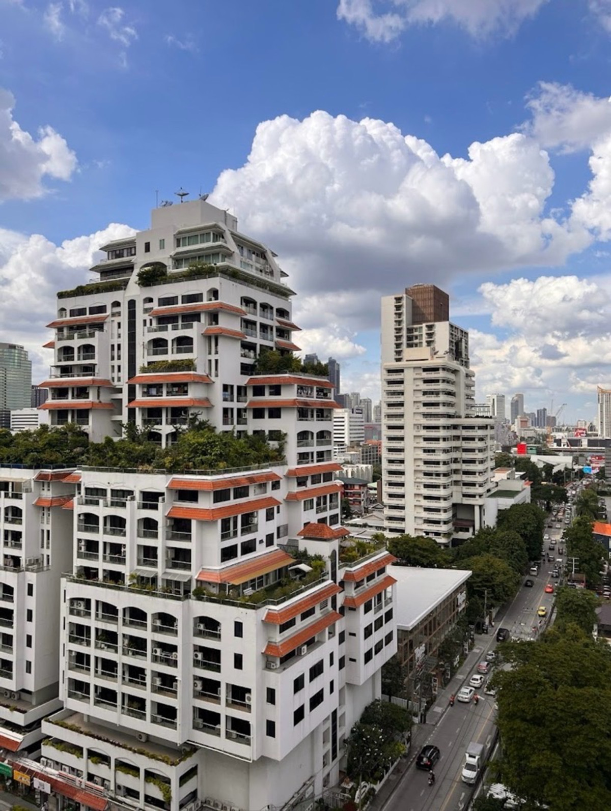 ขายคอนโดสุขุมวิท อโศก ทองหล่อ : บ้านพร้อมพงษ์ 💥 ห้องใหญ่ใจกลางพร้อมพงษ์ ราคาดีที่สุดในตอนนี้