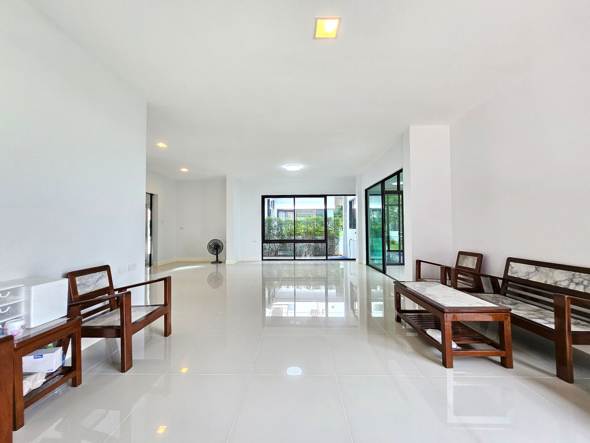 For RentHouseRama 2, Bang Khun Thian : Pet-Friendly ! 6-Bedroom Renovated Home with Private Garden✨