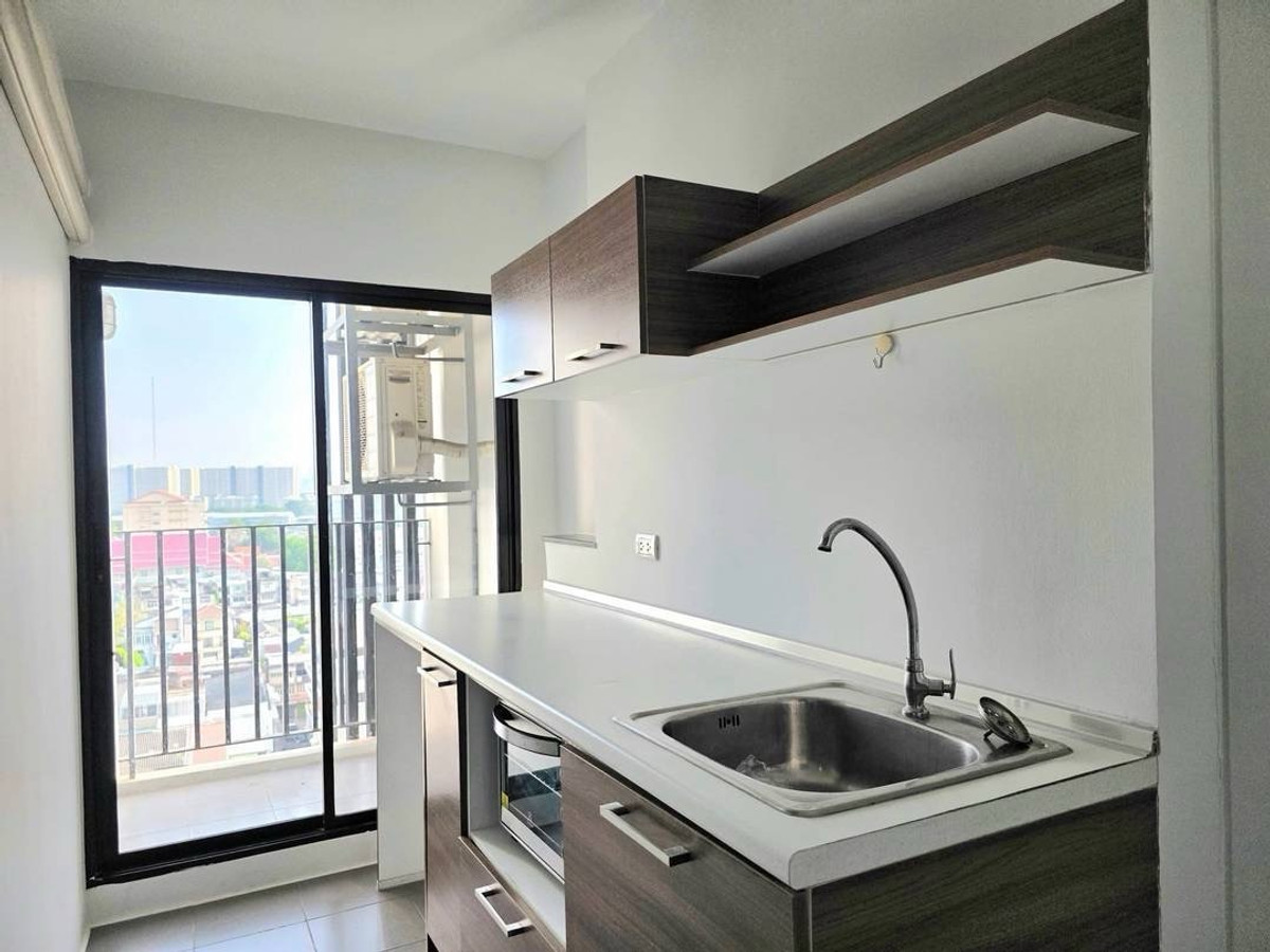 For RentCondoBang Sue, Wong Sawang, Tao Pun : 🔥Rare Item! The Tree Interchange, 1 bedroom, city view + 1 car parking space, the best value in this area.