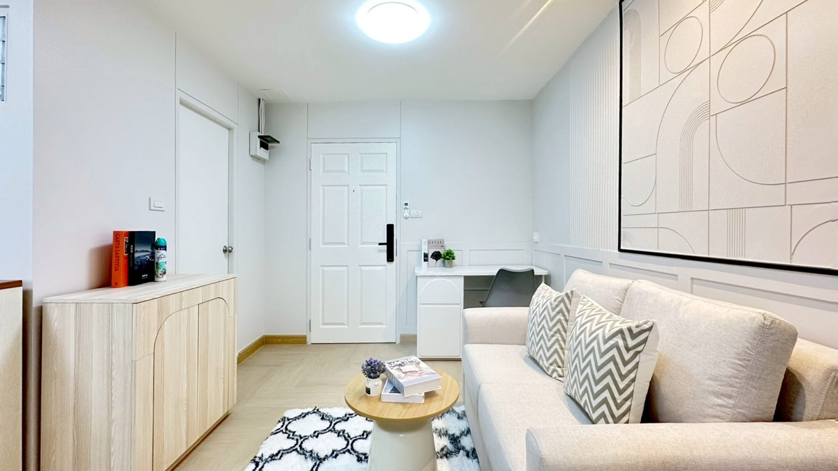 ขายคอนโดเสรีไทย-นิด้า : ก๊อก ก๊อก!!📢 ฟังทางนี้ ✨️คอนโดห้องสวย เฟอร์นิเจอร์ล้นๆ เดินทางสะดวก 📌ลุมพินี คอนโดทาวน์ นิด้า-เสรีไทย🌳