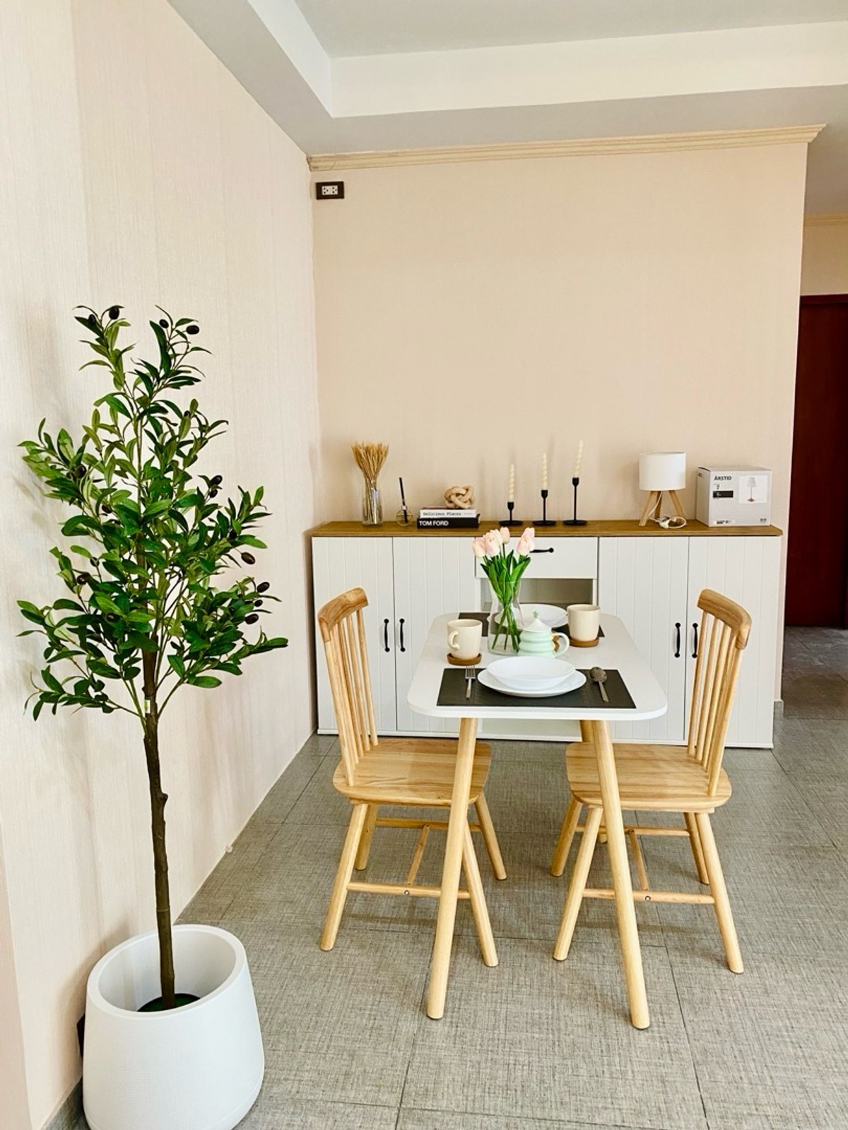 ขายคอนโดบางนา แบริ่ง ลาซาล : ขายคอนโด ชั้น1 มีสวน 2นอน 1น้ำ 58ตร.ม จอดรถ2คัน 