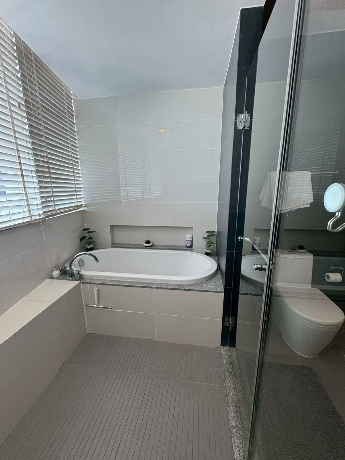 For RentCondoSukhumvit, Asoke, Thonglor : Millennium Residence