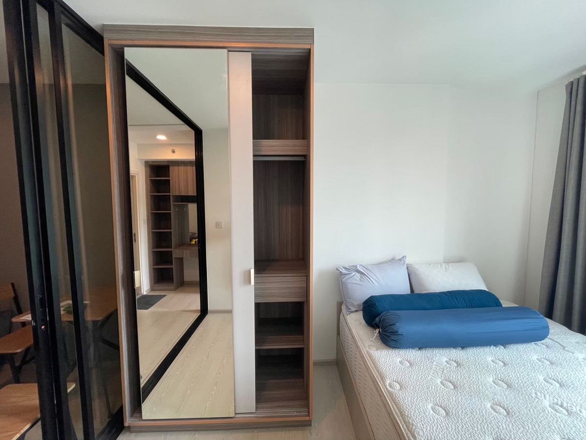 For RentCondoVipawadee, Don Mueang, Lak Si : Knightsbridge Phahonyothin - Interchange, 1 bedroom, 1 bathroom, size 35 sq m, Building B, 8th floor, rental price 14000 baht per month.