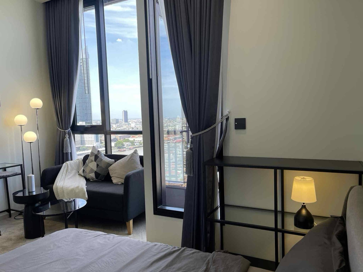 For RentCondoWongwianyai, Charoennakor : 🩷***19,500 Bath/Month**
Chapter Charoennakorn Riverside
Condo for rent: Chapter Charoen Nakhon Riverside. Make an appointment to see the room. Line id: @900cqqhk or call 0859114585 to this number.
Near the BTS
BTS Krung Thonburi
BTS Saphan Taksin
Golden L