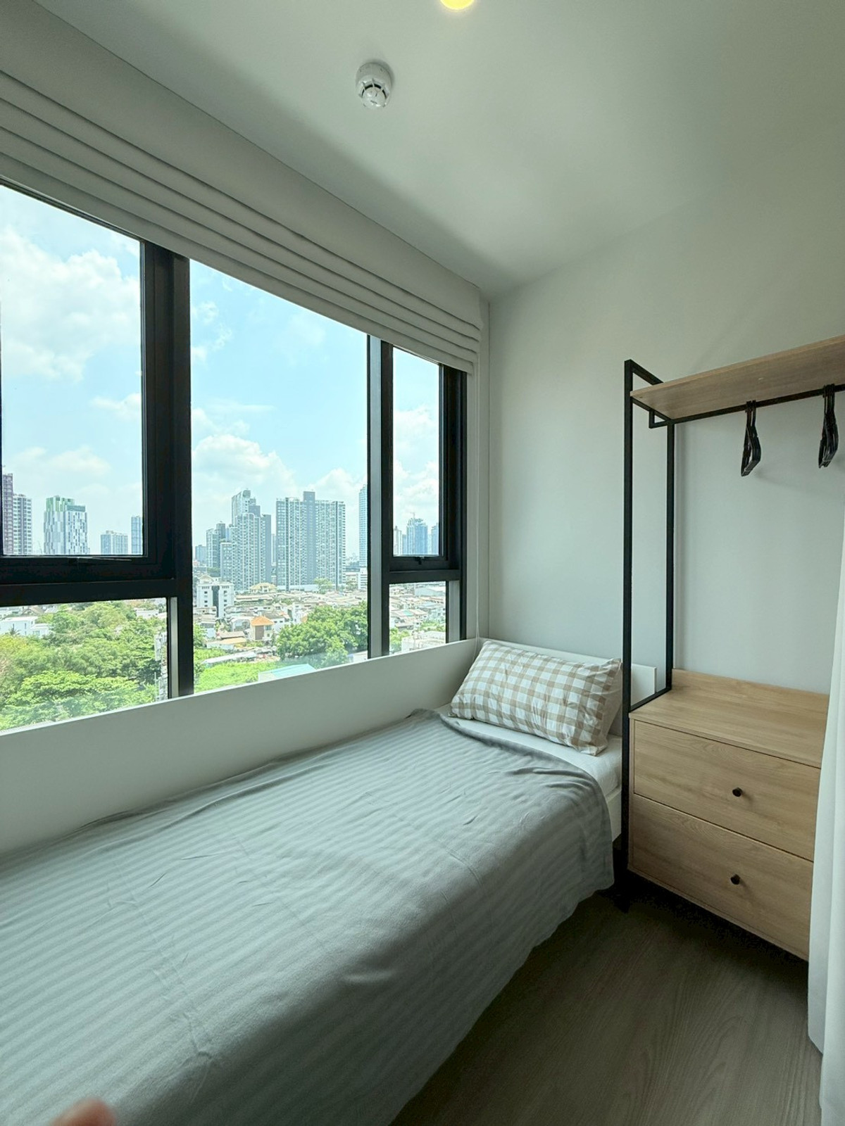 For RentCondoKhlongtoei, Kluaynamthai : 🎉🌇 Condo for Rent – High-Rise Living near BTS Ekkamai | Aspire Rama 4