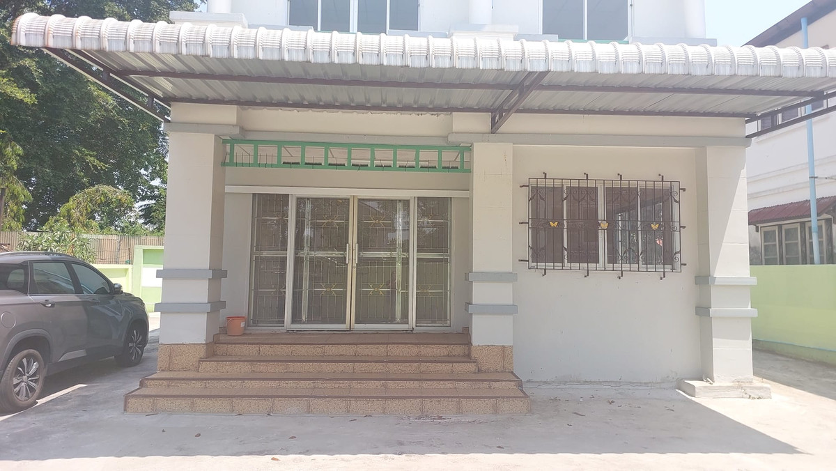 For RentHouseSamut Prakan,Samrong : Rent Big House Near BTS Royal Thai Naval Academy 