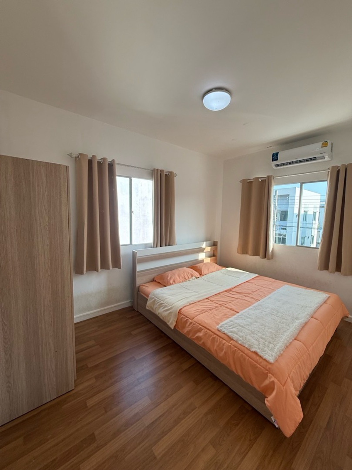 For RentTownhomeRama 2, Bang Khun Thian : Townhome for rent, Habitown Nest Tha Kham - Rama 2, near Lotus Rama 2, only 10 minutes.