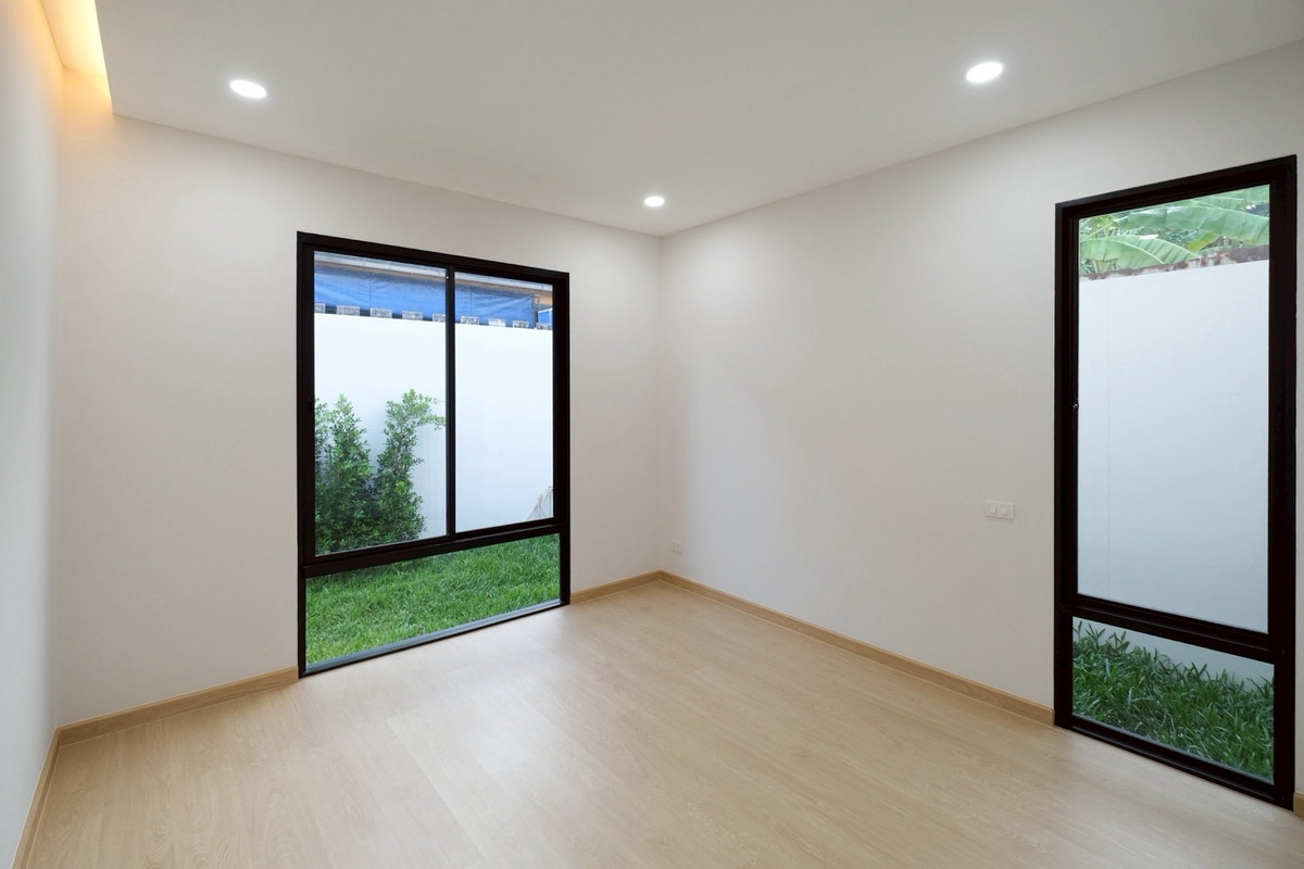 ขายบ้านลาดพร้าว101 แฮปปี้แลนด์ : บ้านเดี่ยวชั้นเดียว หลังริม 
หน้าบ้านไม่ชนกับใครค่ะ 