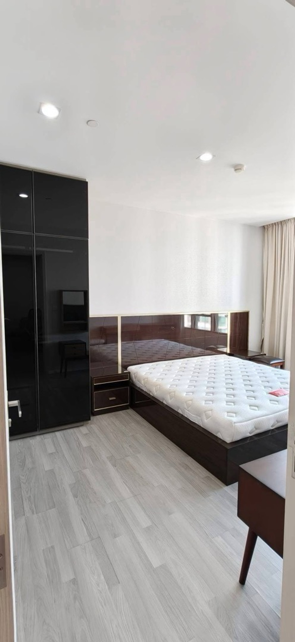 For RentCondoBang Sue, Wong Sawang, Tao Pun : 🔥Rare Item! 333 Riverside, 1 bedroom room 🔥River view + 1 car parking space, the best value in this area.