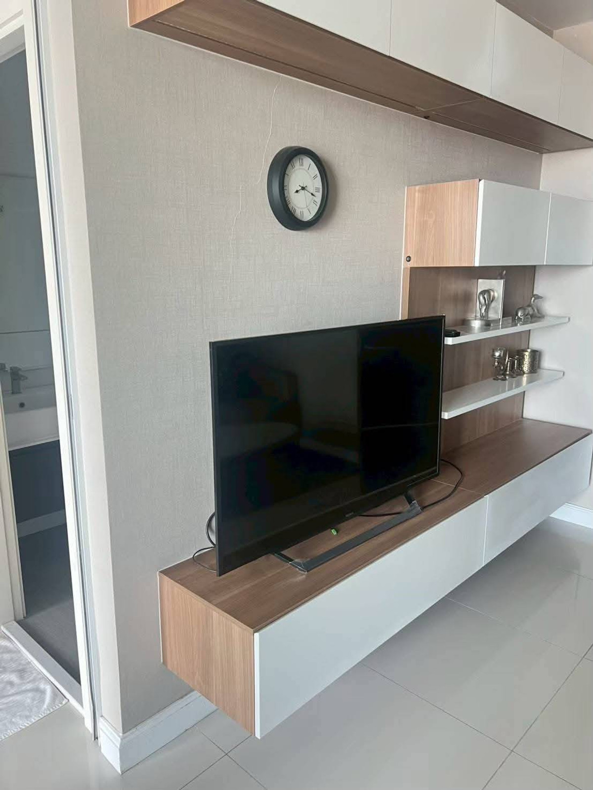 For RentCondoSamut Prakan,Samrong : 💥CP-10515💥The Metropolis Samrong Interchange👉Line : @rentbkk