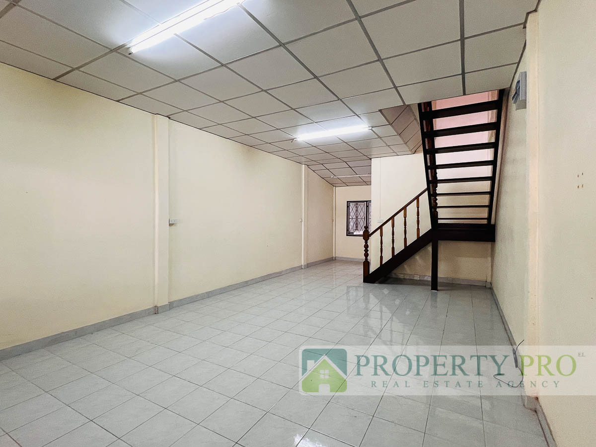 For RentTownhomeNonthaburi, Bang Yai, Bangbuathong : House for Rent Baan Bua Thong, 2 bedroom 16 sq wah 80 sqm Good Condition Near MRT Khlong Bang Phai, Central Westgate, Bang Bua Thong, Rattanathibet : EL26R-008