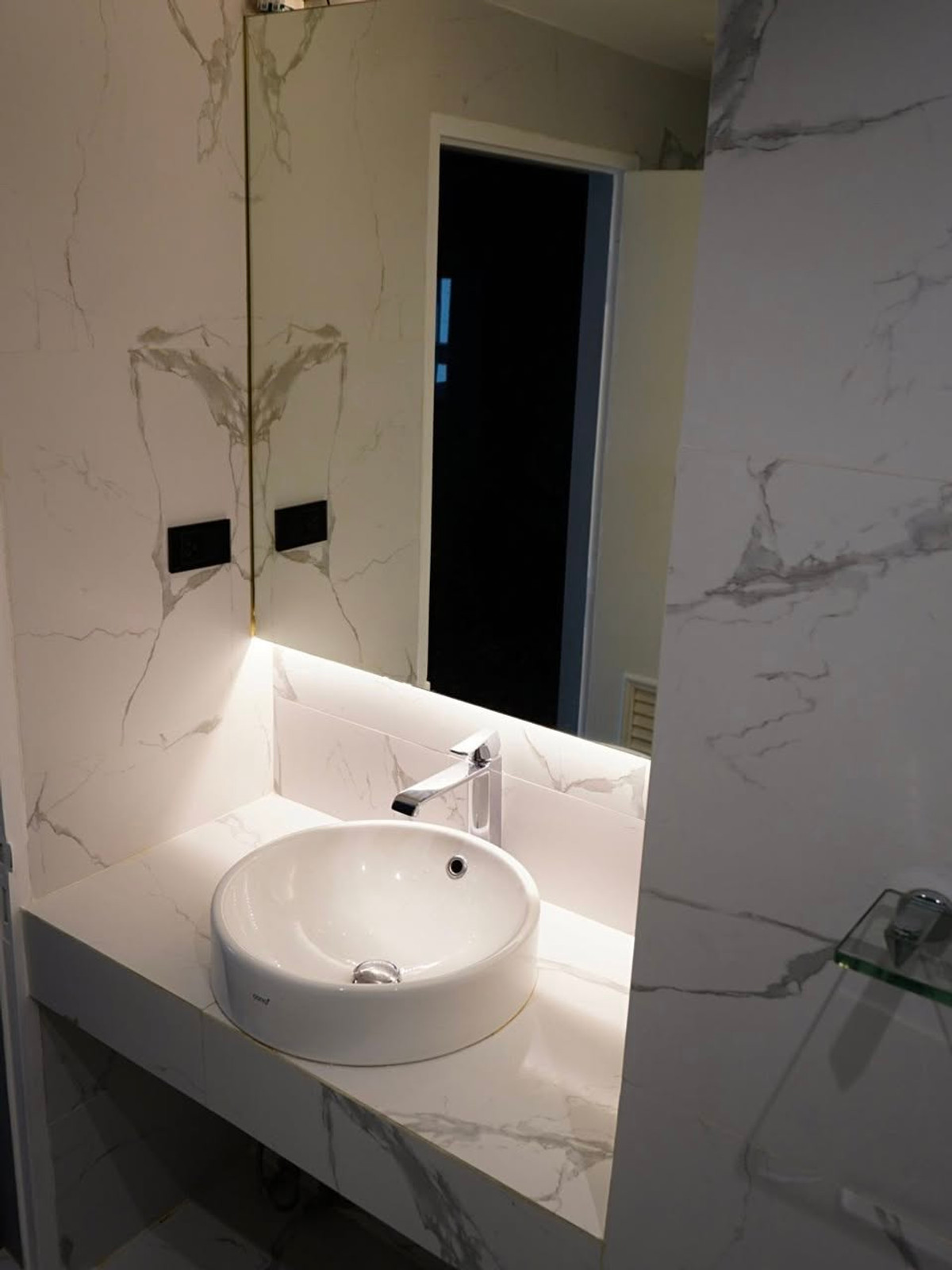 ขายคอนโดสุขุมวิท อโศก ทองหล่อ : The Clover Thonglor / 1 Bedroom (SALE WITH TENANT), เดอะ โคลเวอร์ ทองหล่อ / 1 ห้องนอน (ขายพร้อมผู้เช่า) NA085