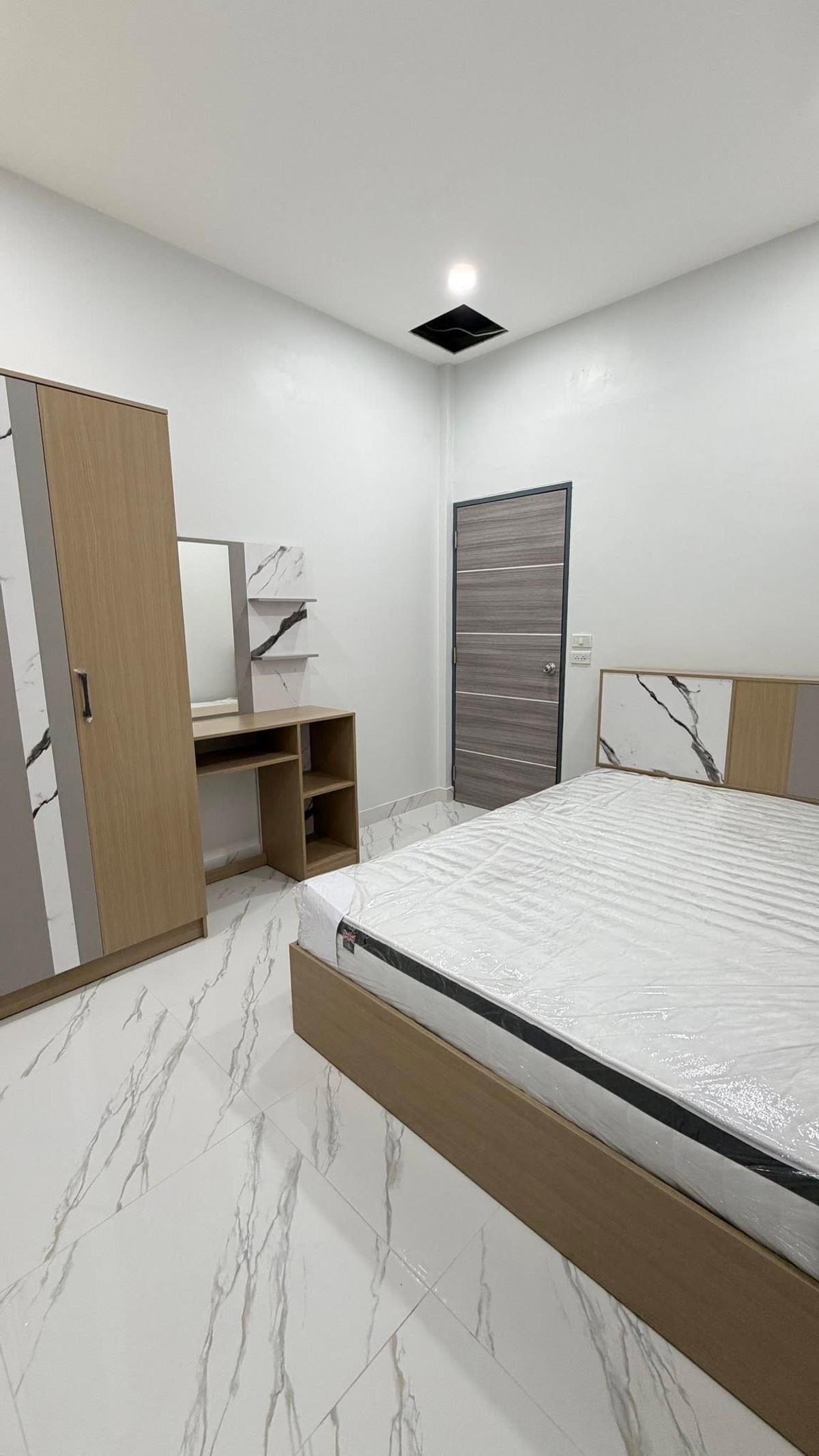 For SaleHousePattaya, Bangsaen, Chonburi : Single house 40 sq m. Soi Noen Plubwan Pattaya / 2 bedrooms (for sale), Single House Soi Noen Plubwan Pattaya / 2 Bedrooms (FOR SALE) BEWN142