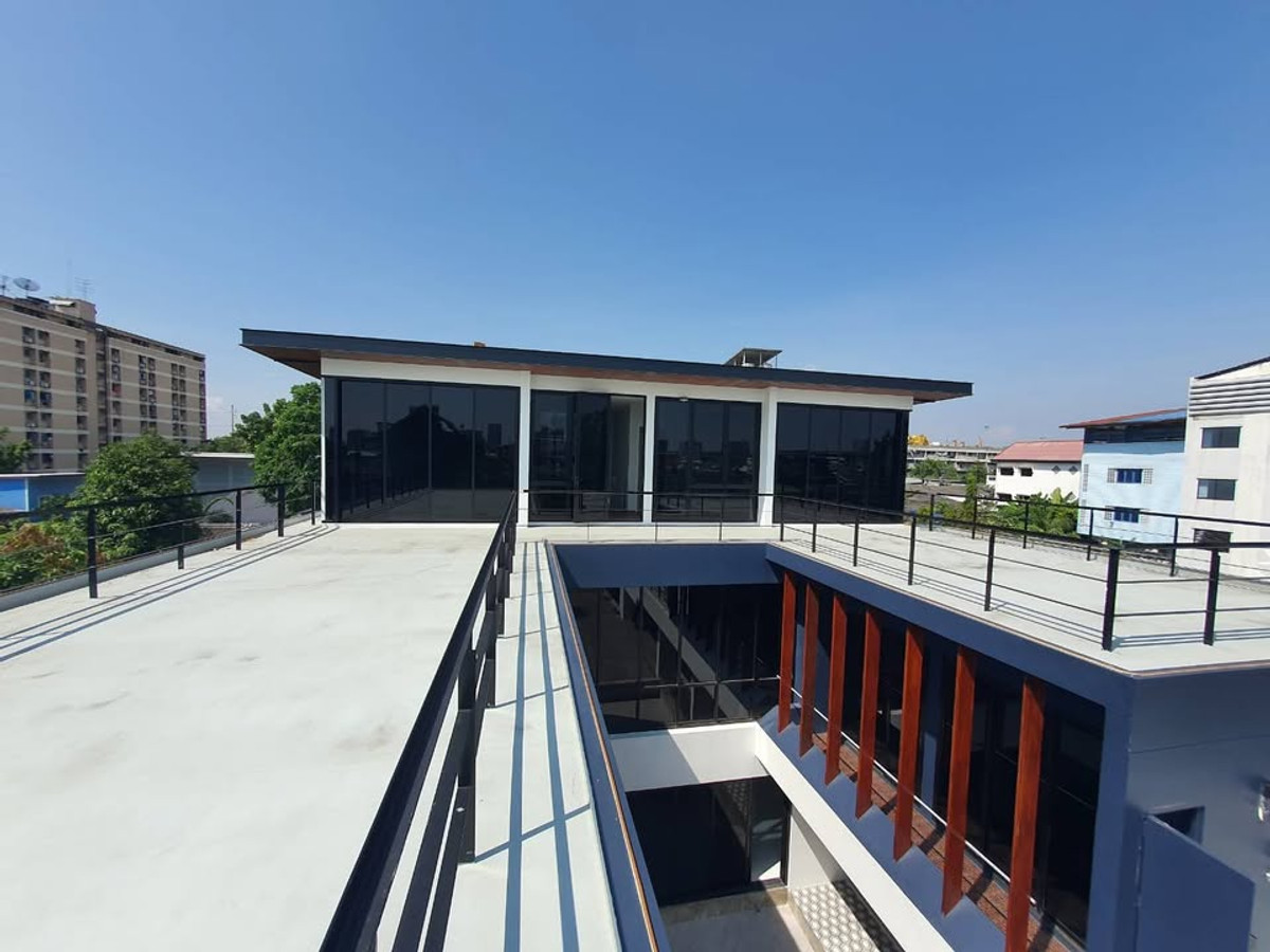 Sukhumvit, Asoke, Thonglor : 🏡✨ Luxury 3-Storey Pool Villa Sukhumvit 62 Bangkok ✨🏡