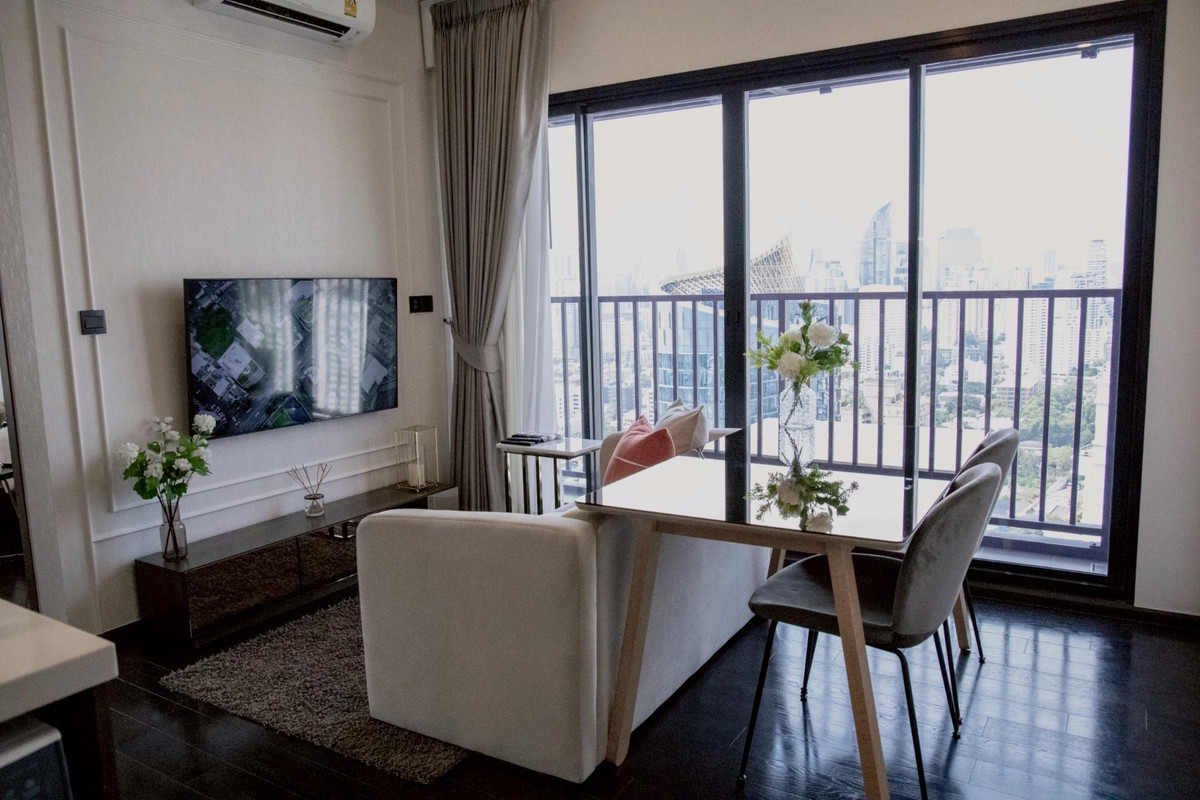 For RentCondoSukhumvit, Asoke, Thonglor : #E220 🎉 270369 Condo for Rent at Hampton Residence Thonglor
