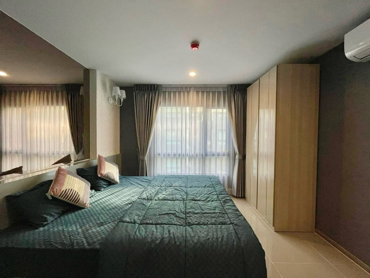 ให้เช่าคอนโดวิภาวดี ดอนเมือง หลักสี่ : 📍โครงการ : Reach Phaholyothin 52 (รีช พหลโยธิน 52)
🚝 ใกล้ : BTS สถานีสะพานใหม่ 400 เมตร
💵 ราคาเช่า : 9,300 บาท / เดือน