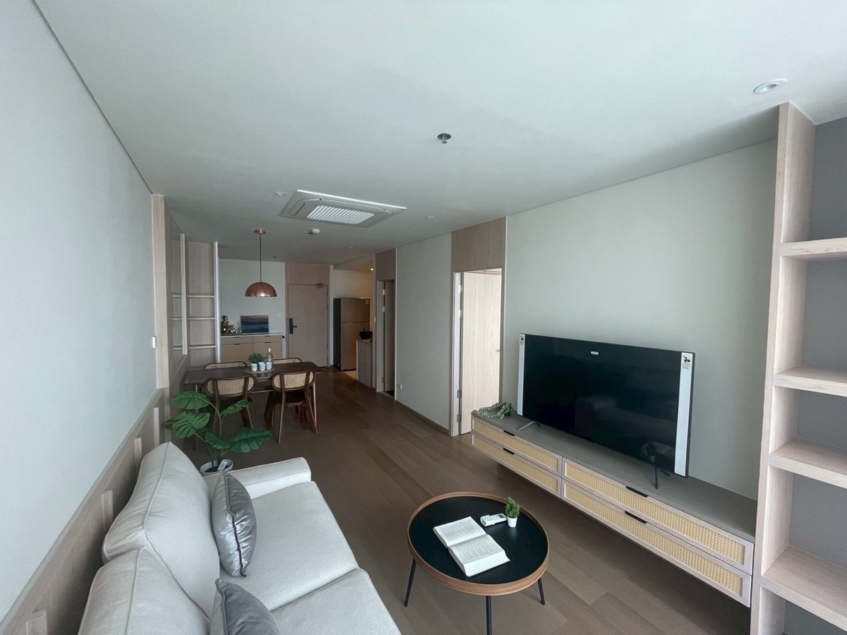 For RentCondoOnnut, Udomsuk : 🔥 FOR RENT: Spacious Renovated Condo near BTS Phra Khanong (3 mins walk) 🔥1bed large size 52sqm:37,000 THB/month