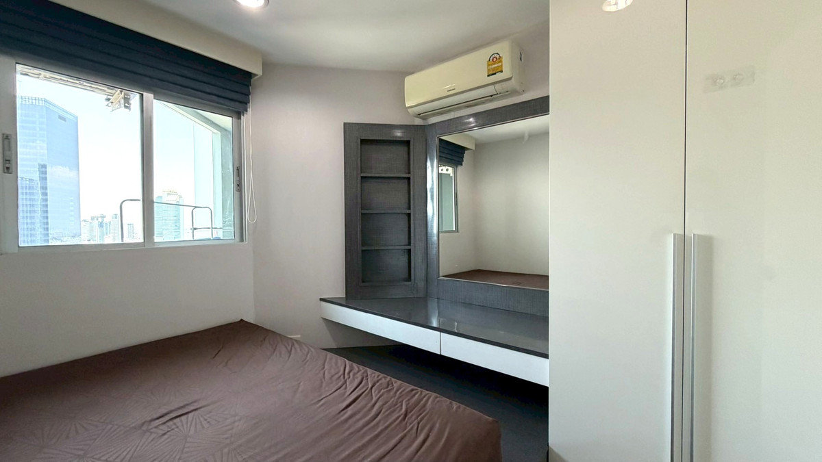 For RentCondoRama9, Petchburi, RCA : ✨ Big room, Rare Item! 3 bedrooms in the heart of Rama 9 | Live seriously, live life to the fullest ✨
